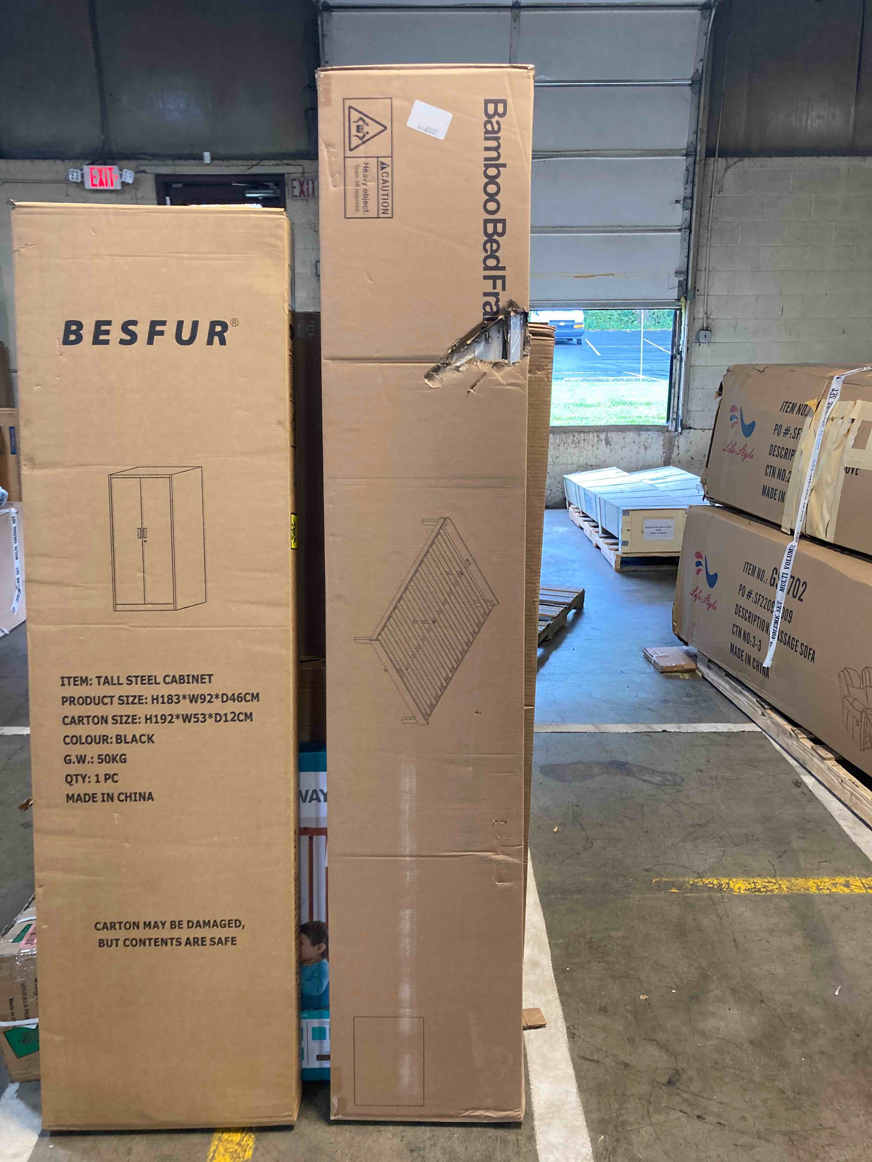 https://s3.amazonaws.com/lotting-images-prod/phillipi/RED4756310_1692045037567.jpeg