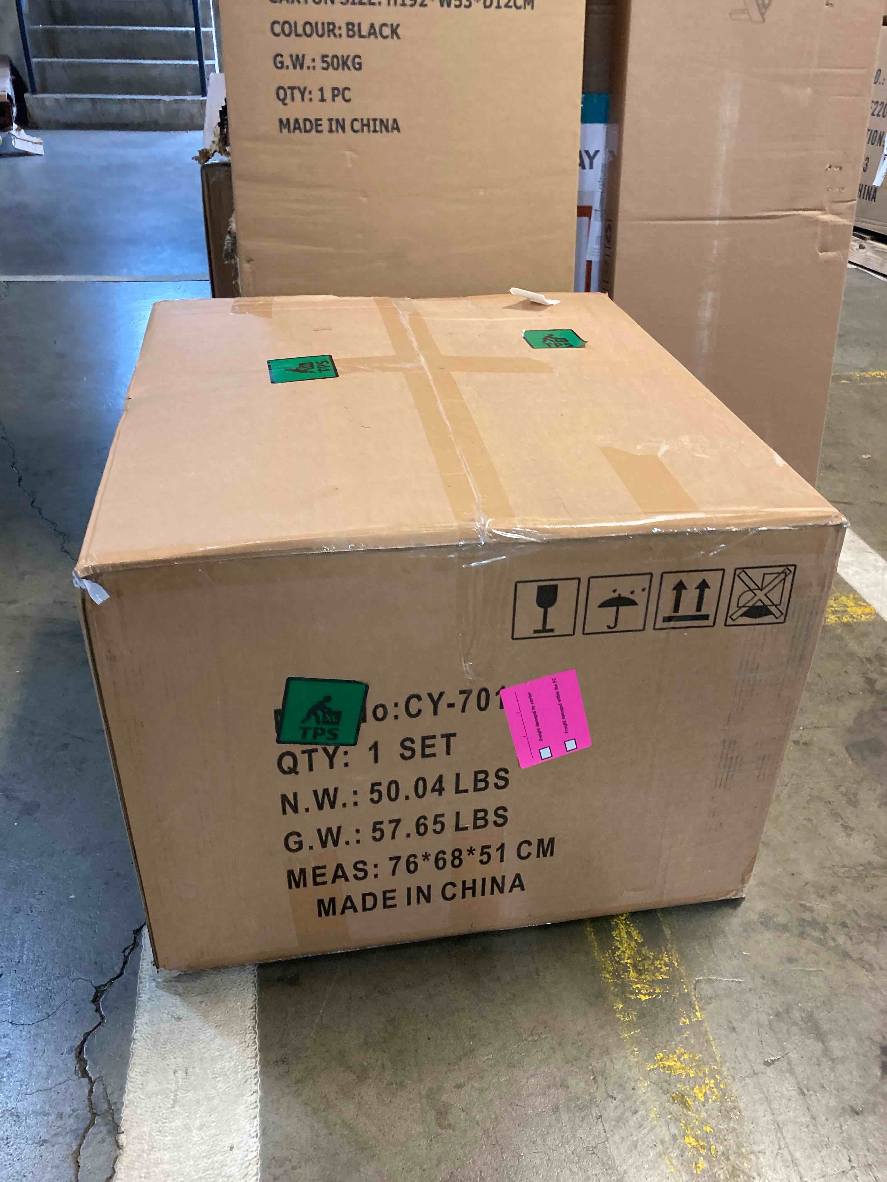 https://s3.amazonaws.com/lotting-images-prod/phillipi/RED4756312_1692045369703.jpeg