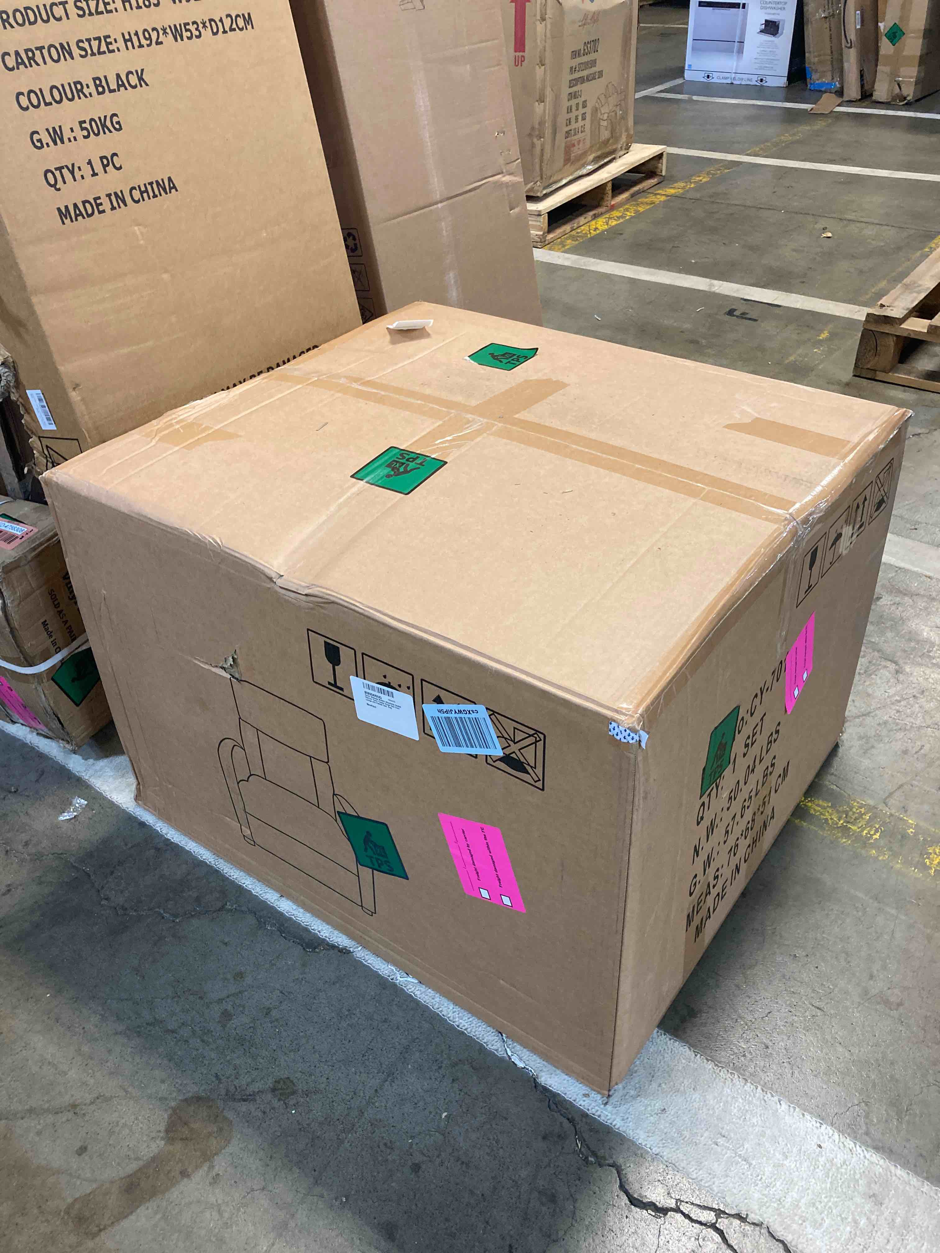 https://s3.amazonaws.com/lotting-images-prod/phillipi/RED4756312_1692045372612.jpeg