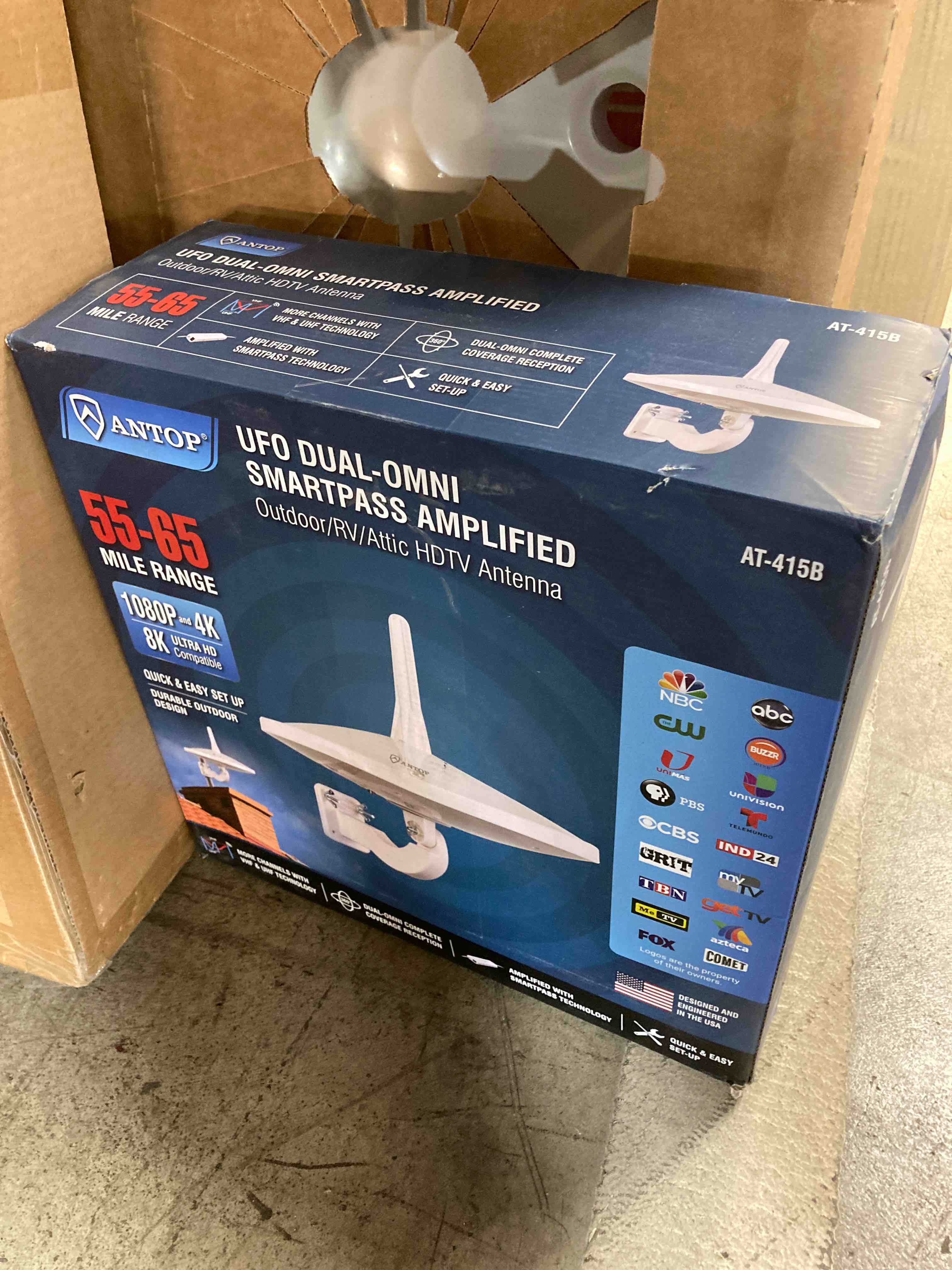 https://s3.amazonaws.com/lotting-images-prod/phillipi/RED4756661_1694617153476.jpeg