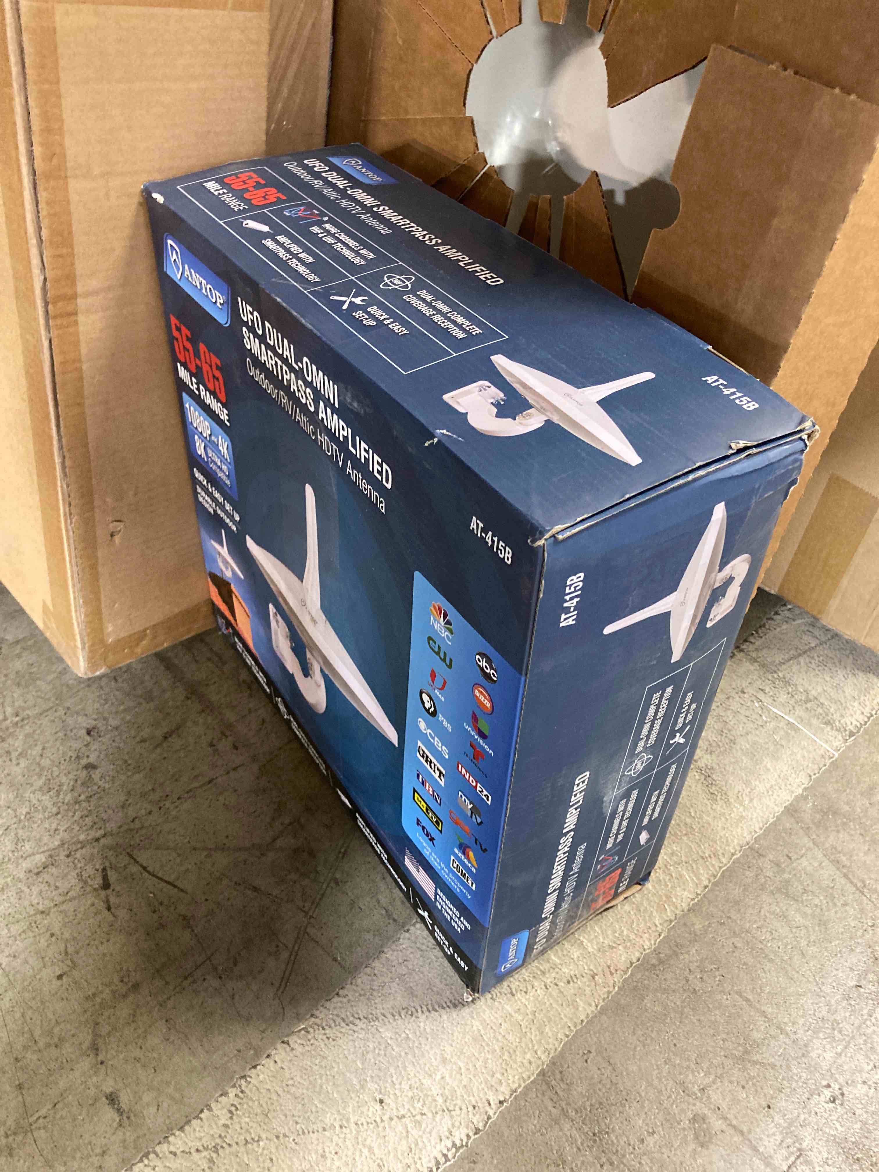 https://s3.amazonaws.com/lotting-images-prod/phillipi/RED4756661_1694617155138.jpeg
