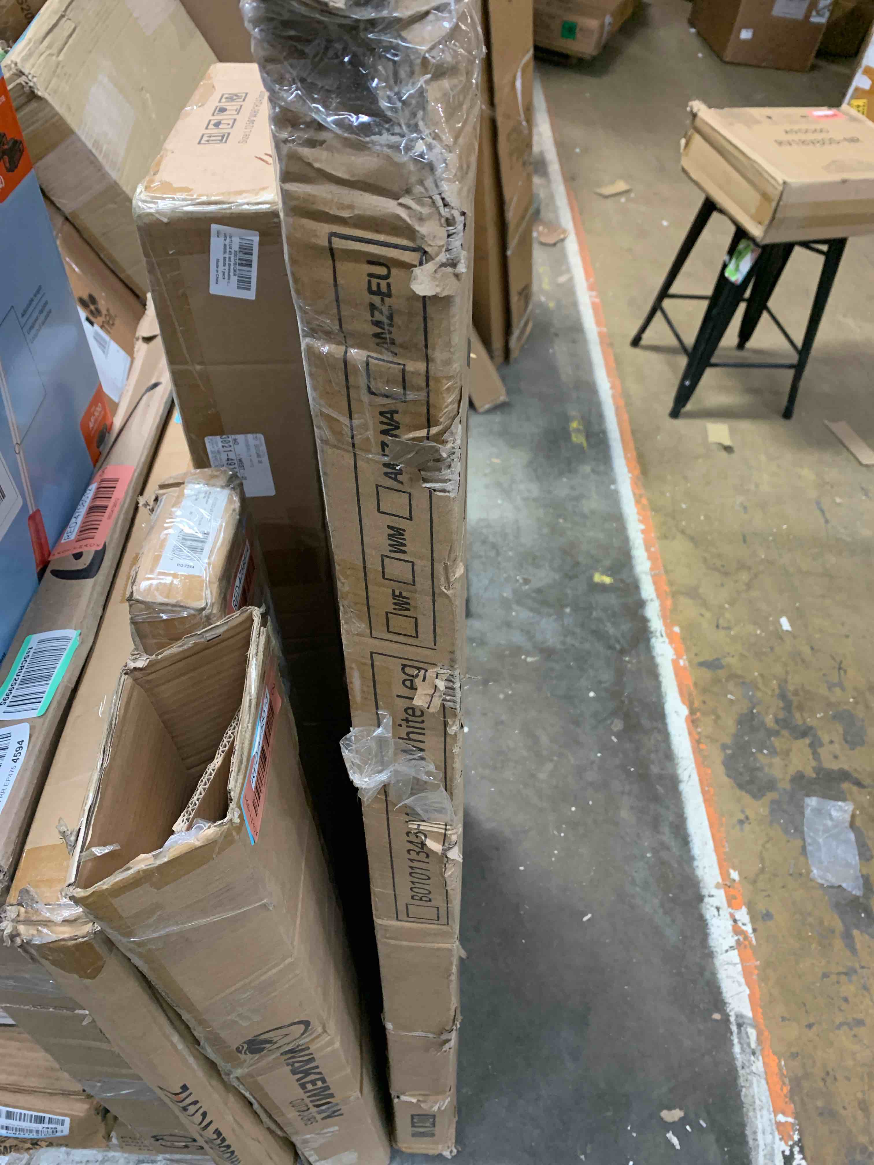 https://s3.amazonaws.com/lotting-images-prod/phillipi/RED4758516_1683566753767.jpeg