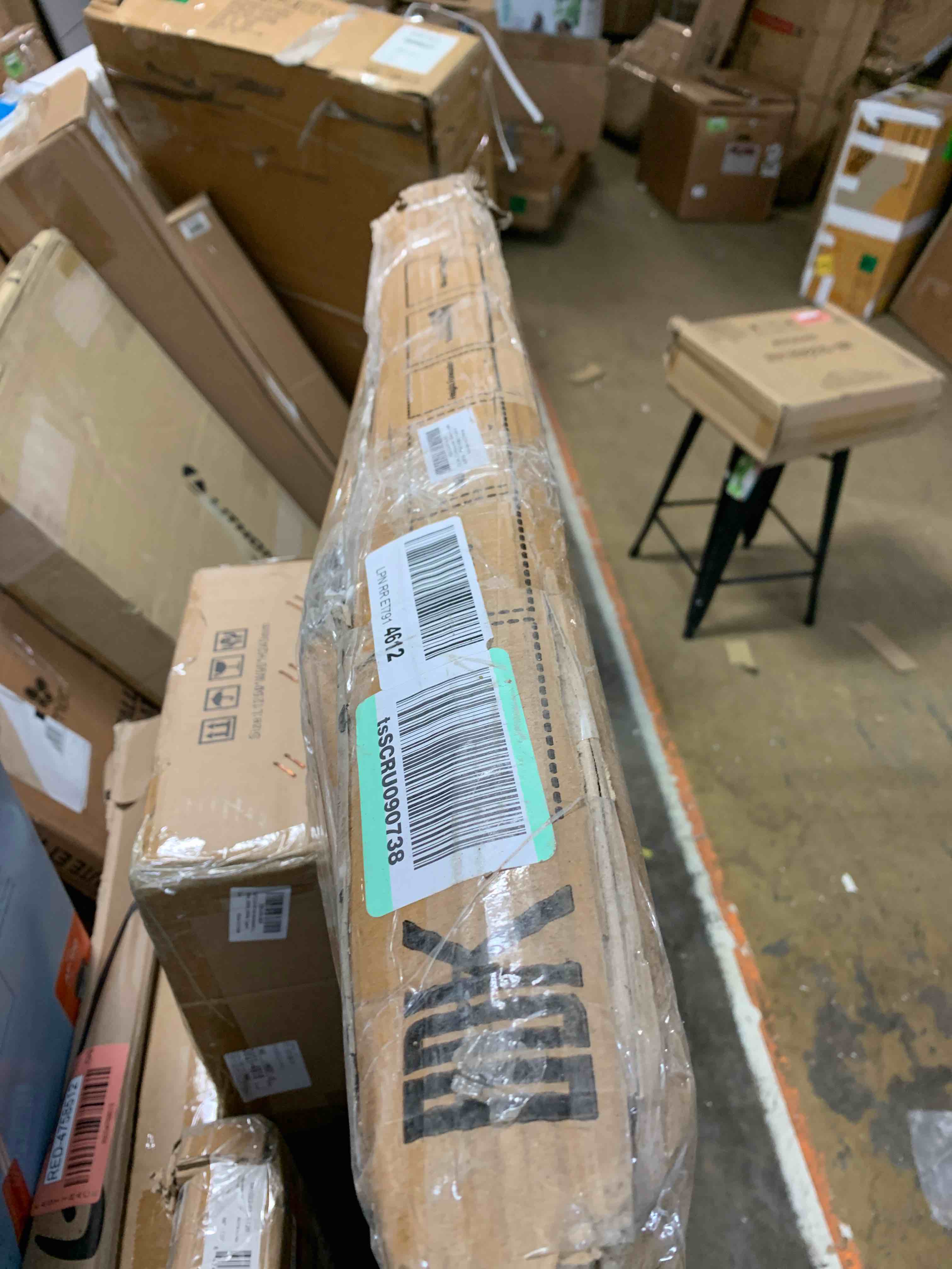 https://s3.amazonaws.com/lotting-images-prod/phillipi/RED4758516_1683566756195.jpeg