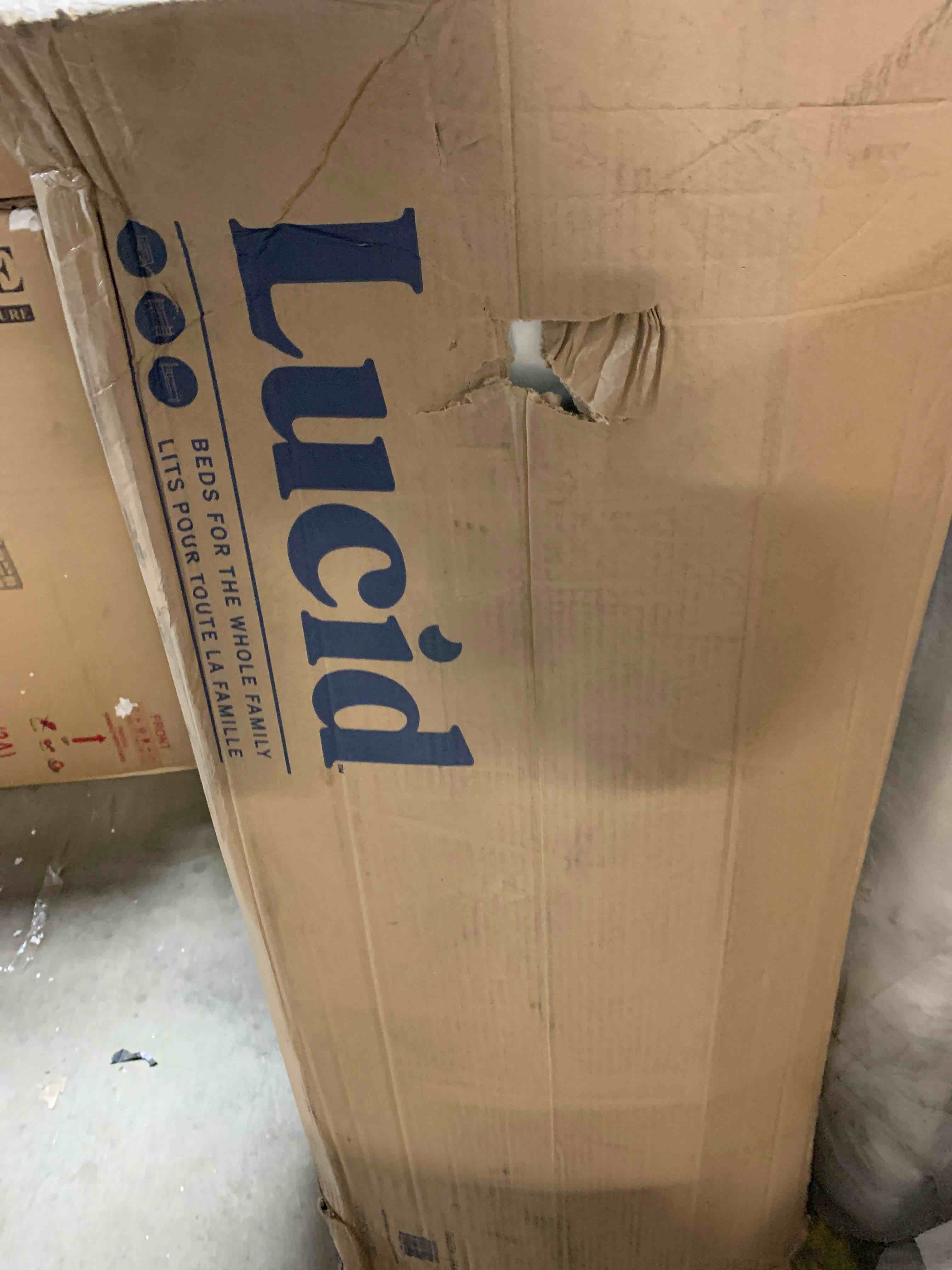https://s3.amazonaws.com/lotting-images-prod/phillipi/RED4758572_1683573217623.jpeg