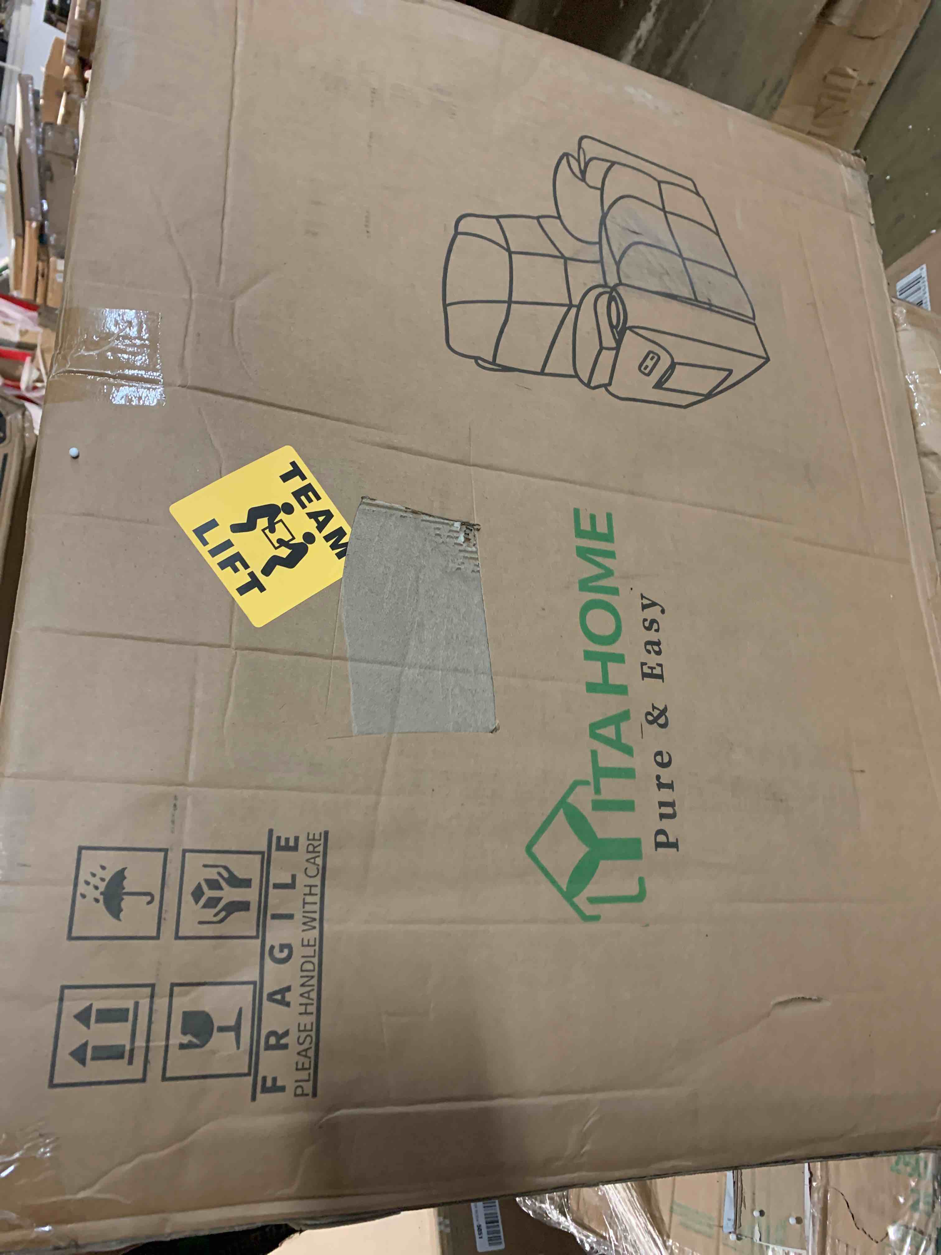 https://s3.amazonaws.com/lotting-images-prod/phillipi/RED4758591_1683583569673.jpeg