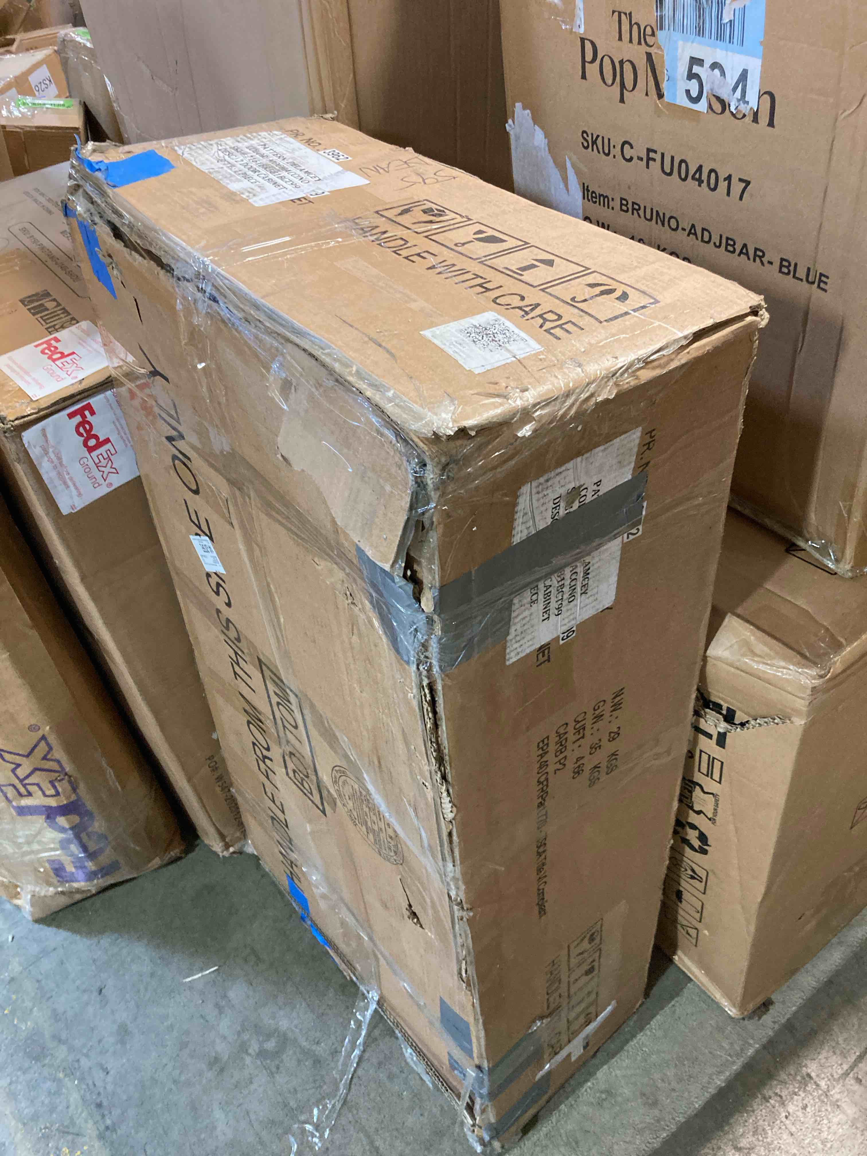 https://s3.amazonaws.com/lotting-images-prod/phillipi/RED4904179_1717099318683.jpeg