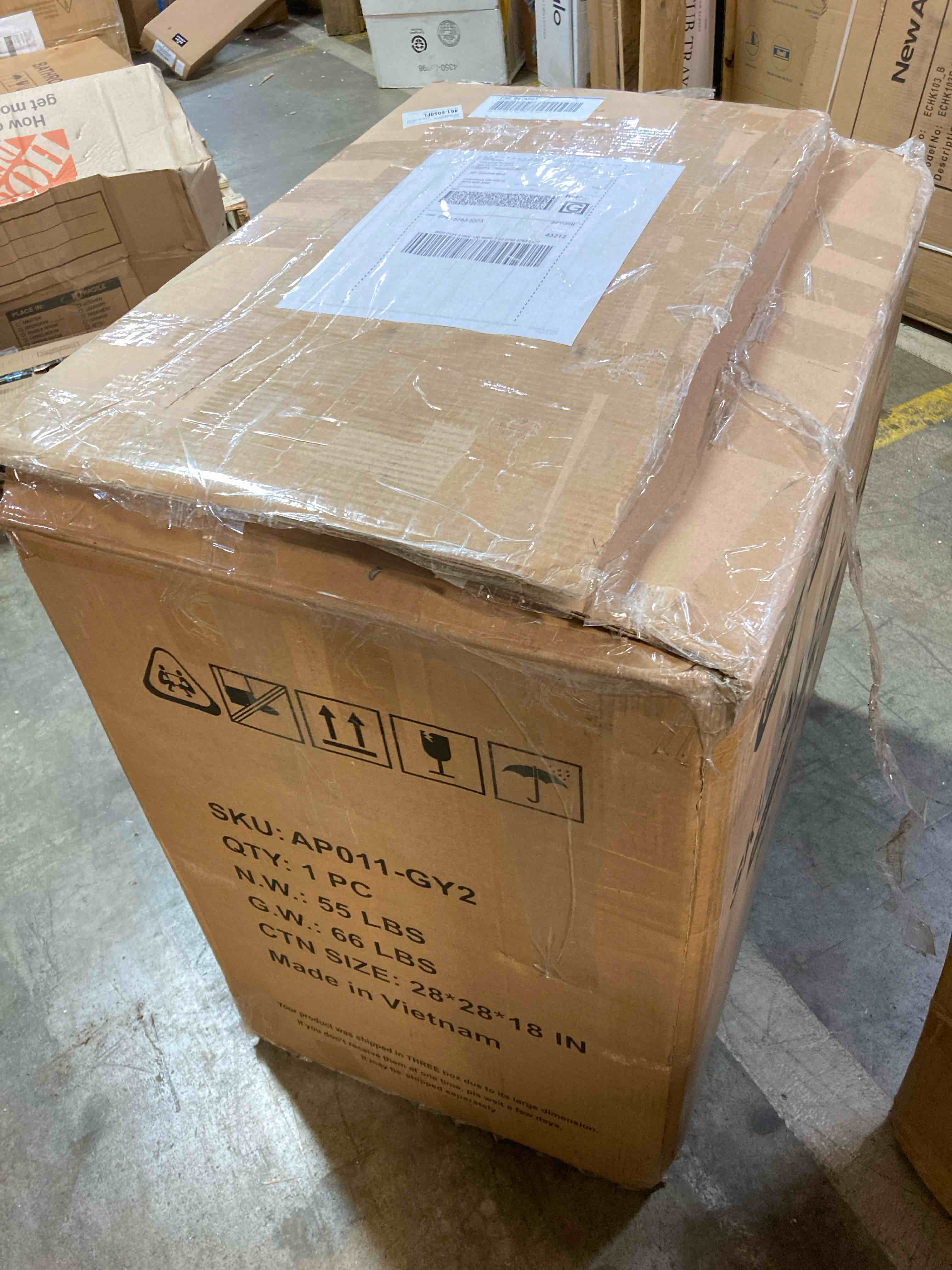 https://s3.amazonaws.com/lotting-images-prod/phillipi/RED4904188_1717101644243.jpeg
