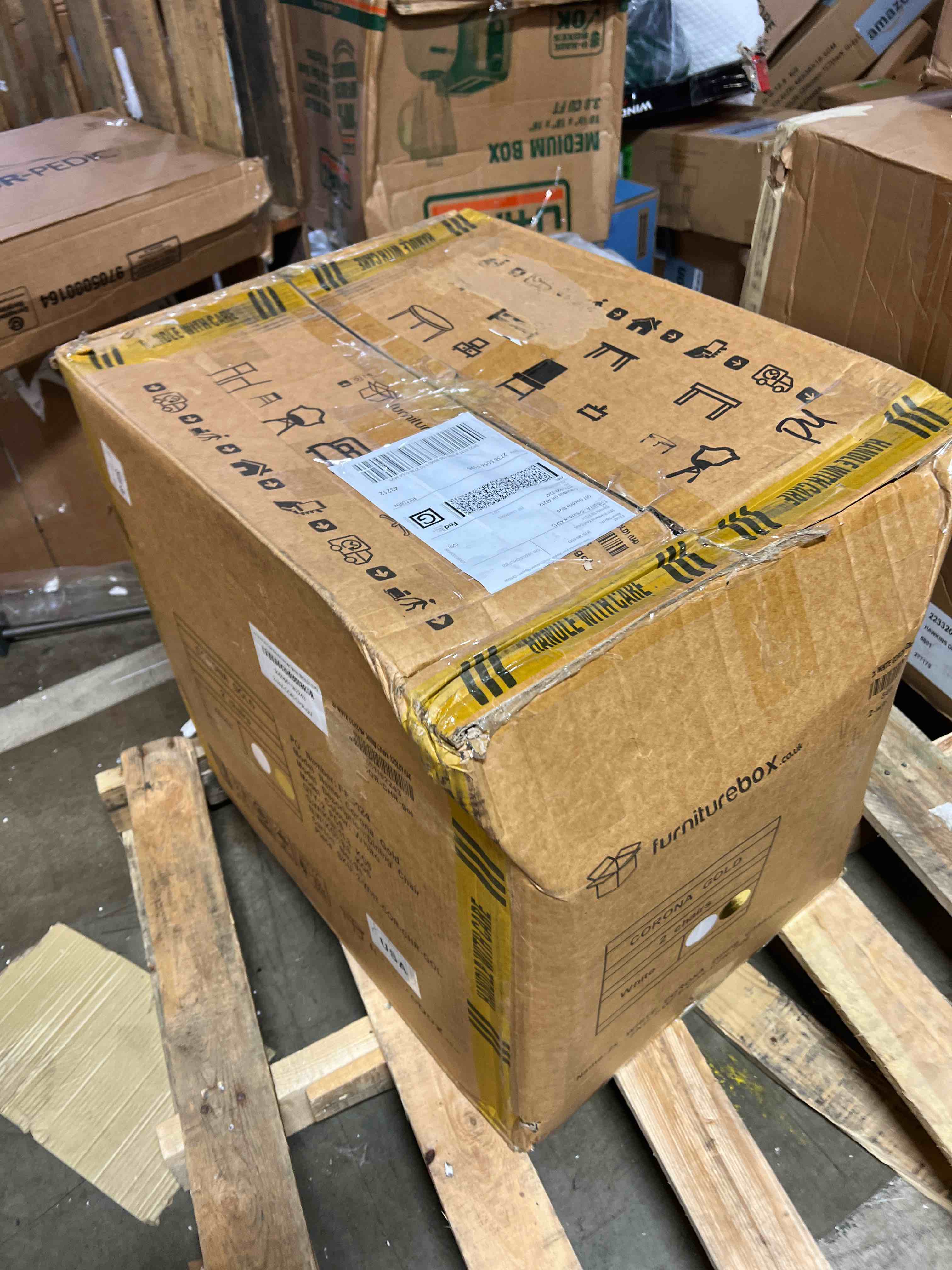 https://s3.amazonaws.com/lotting-images-prod/phillipi/RED4904208_1717004369324.jpeg