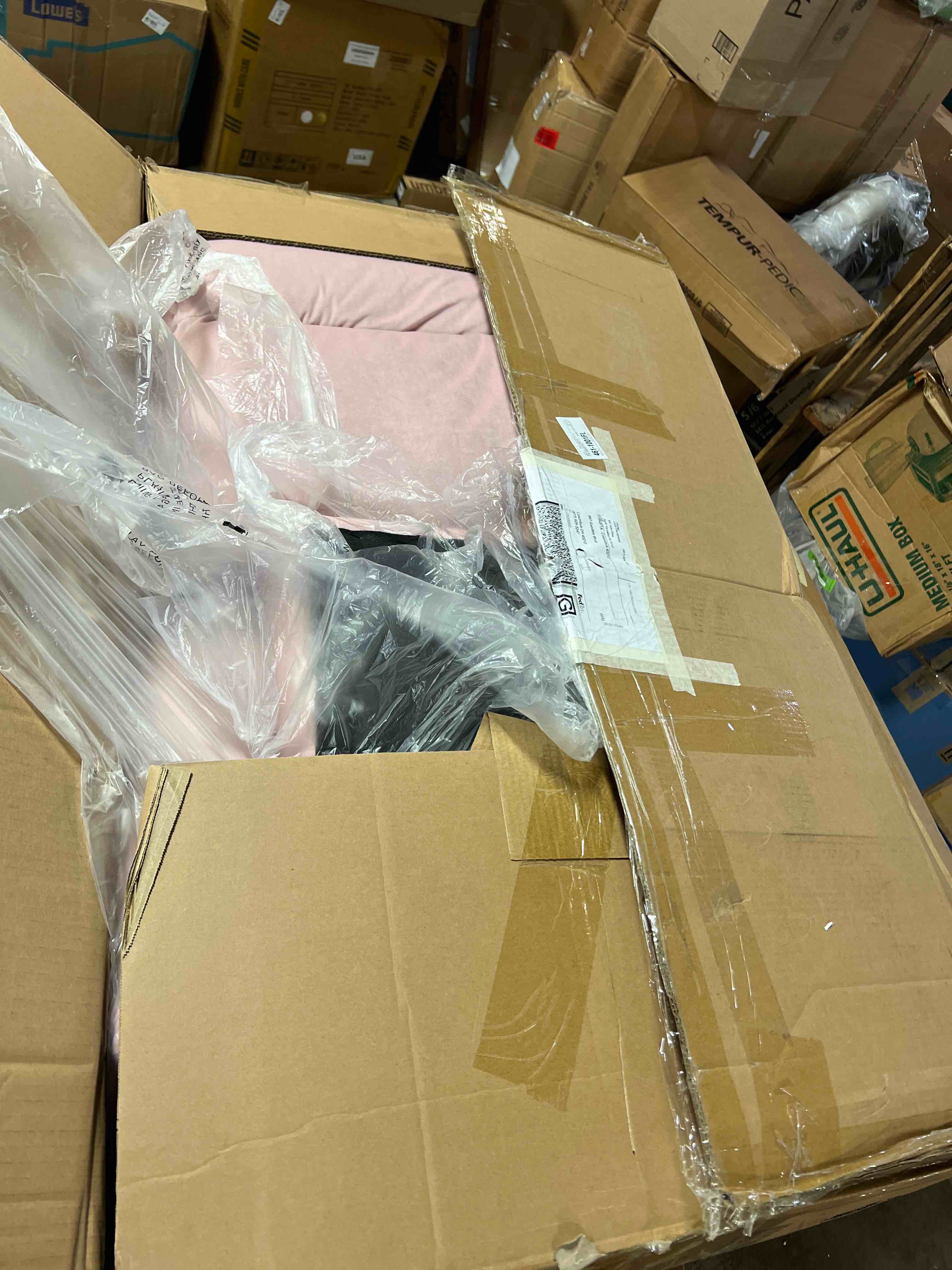 https://s3.amazonaws.com/lotting-images-prod/phillipi/RED4904212_1717005051374.jpeg