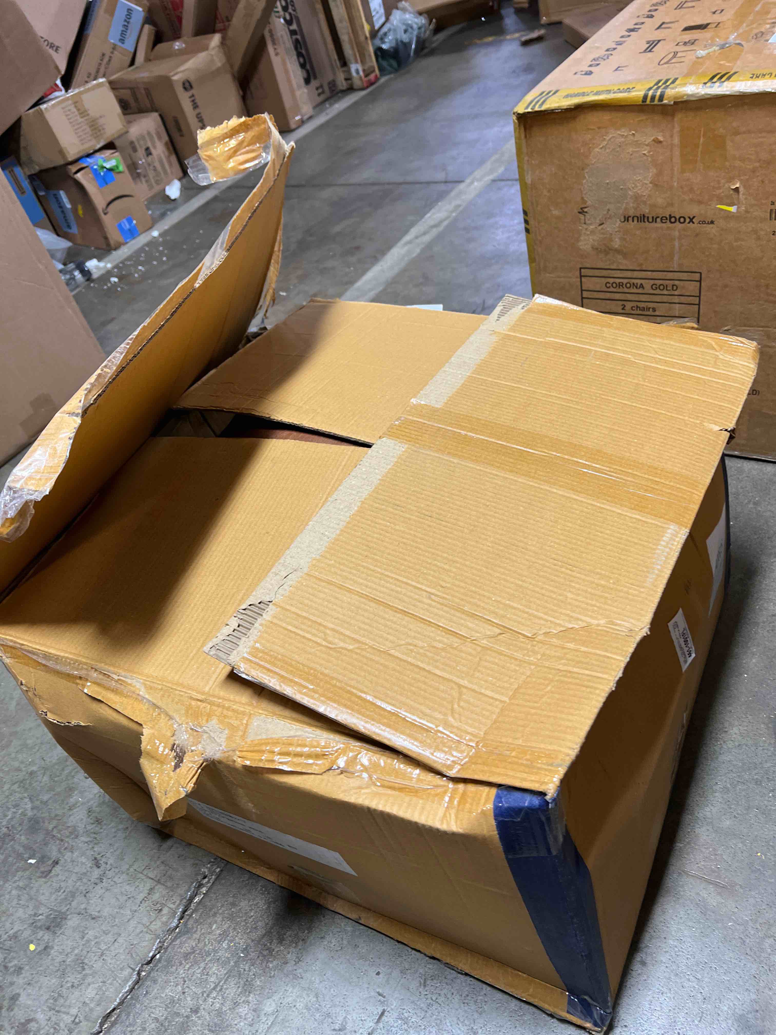 https://s3.amazonaws.com/lotting-images-prod/phillipi/RED4904221_1717006842534.jpeg