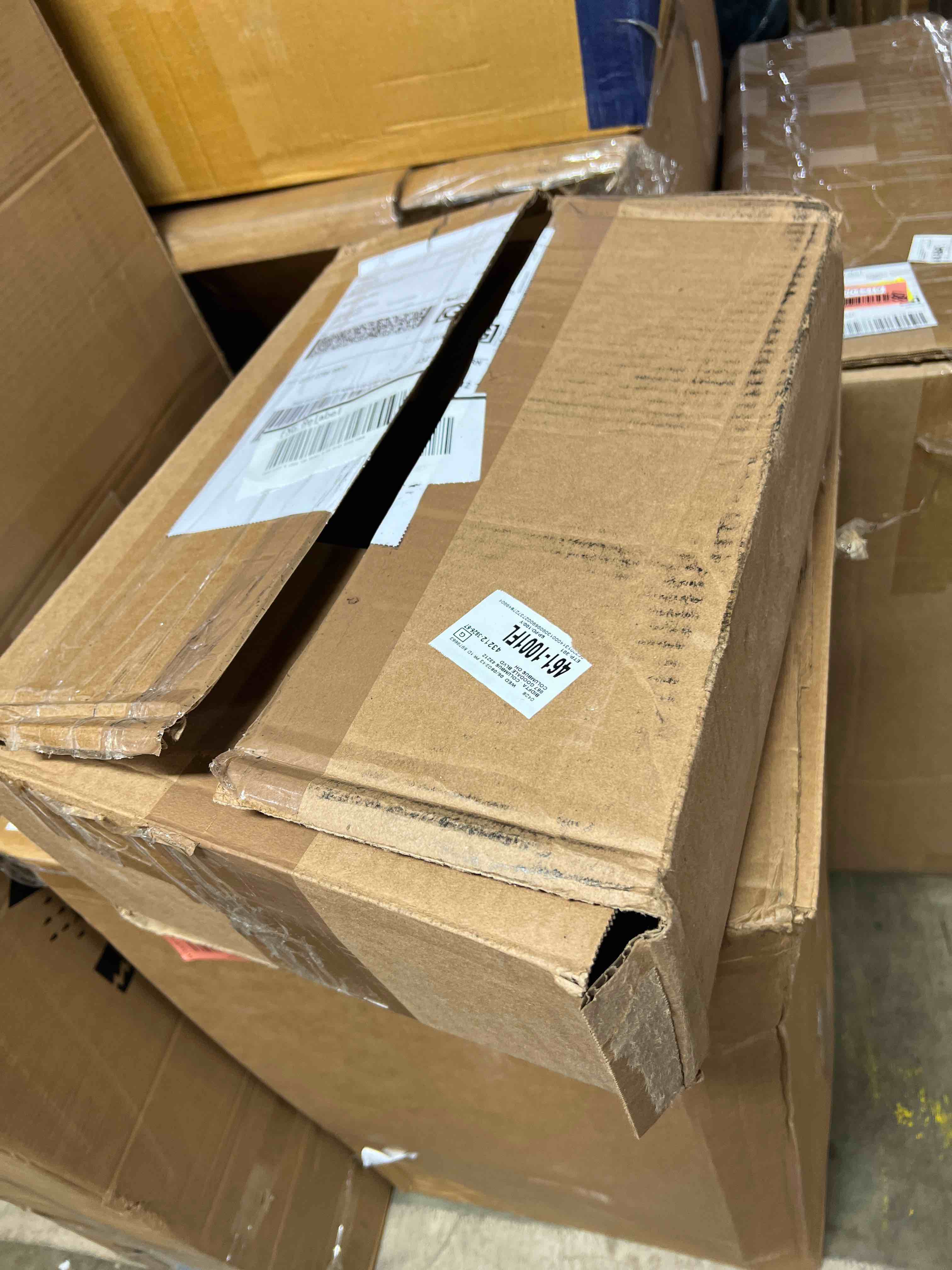 https://s3.amazonaws.com/lotting-images-prod/phillipi/RED4904223_1717007232365.jpeg