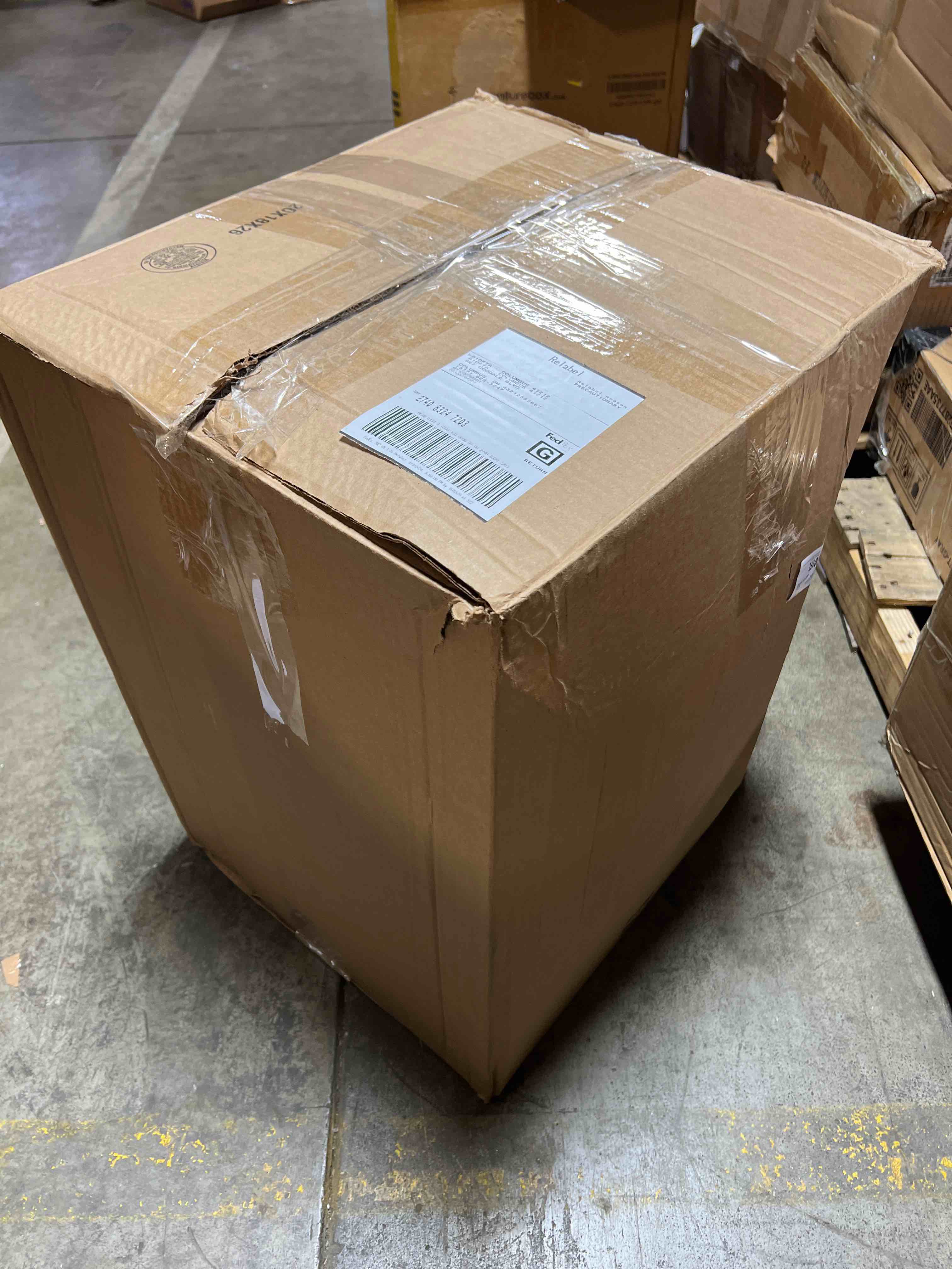https://s3.amazonaws.com/lotting-images-prod/phillipi/RED4904225_1717007934452.jpeg