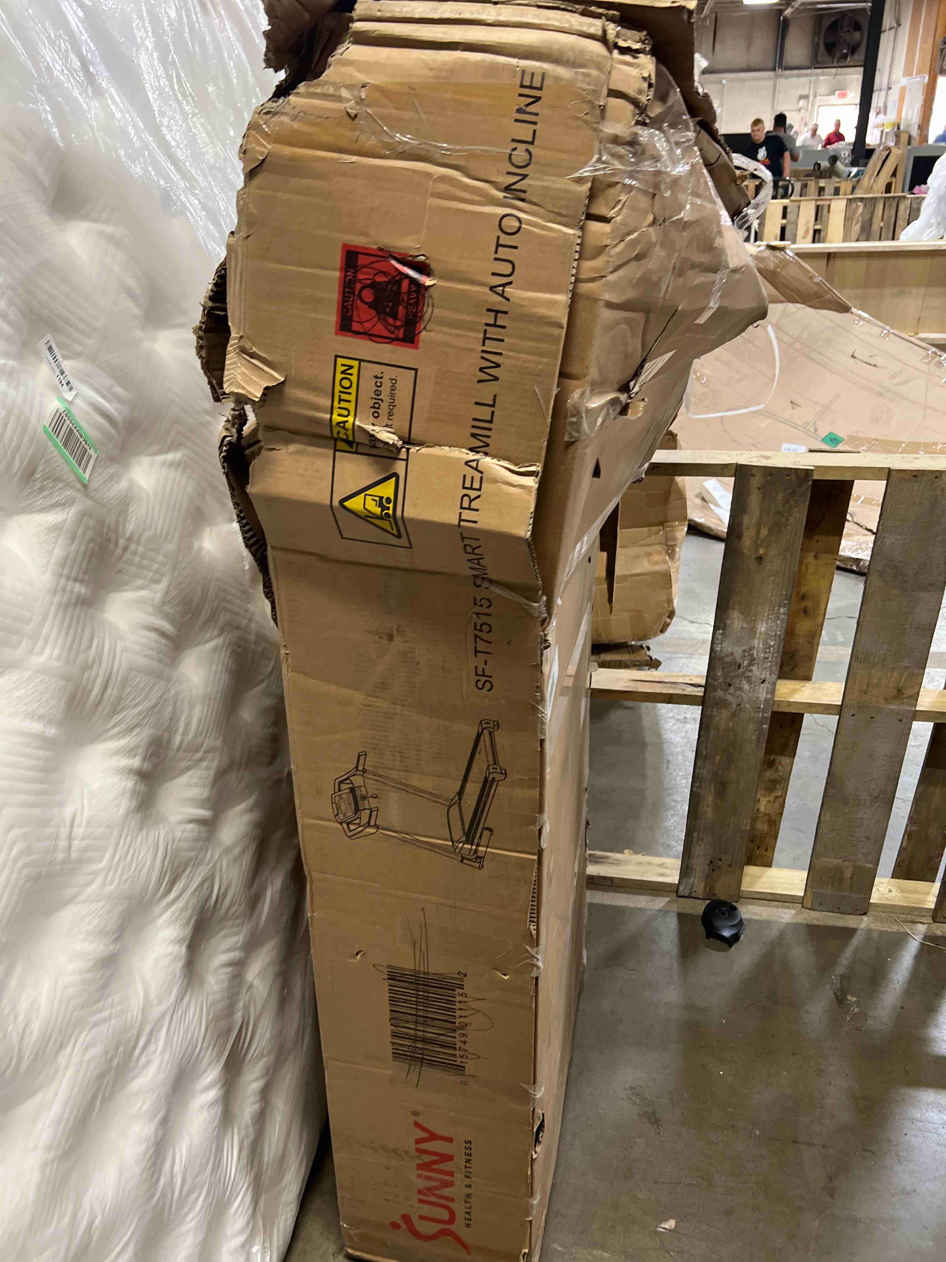 https://s3.amazonaws.com/lotting-images-prod/phillipi/RED4904441_1720207824451.jpeg