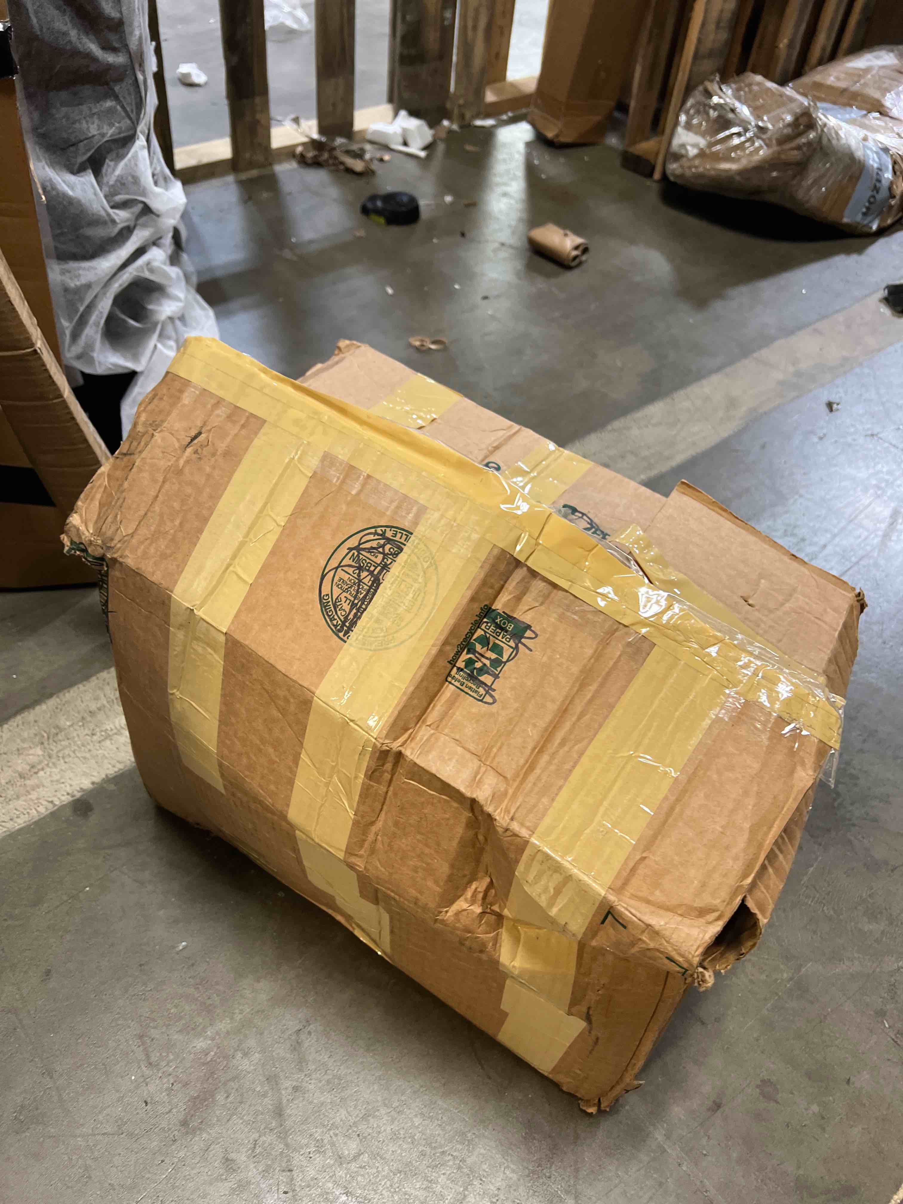 https://s3.amazonaws.com/lotting-images-prod/phillipi/RED4904446_1720208878161.jpeg