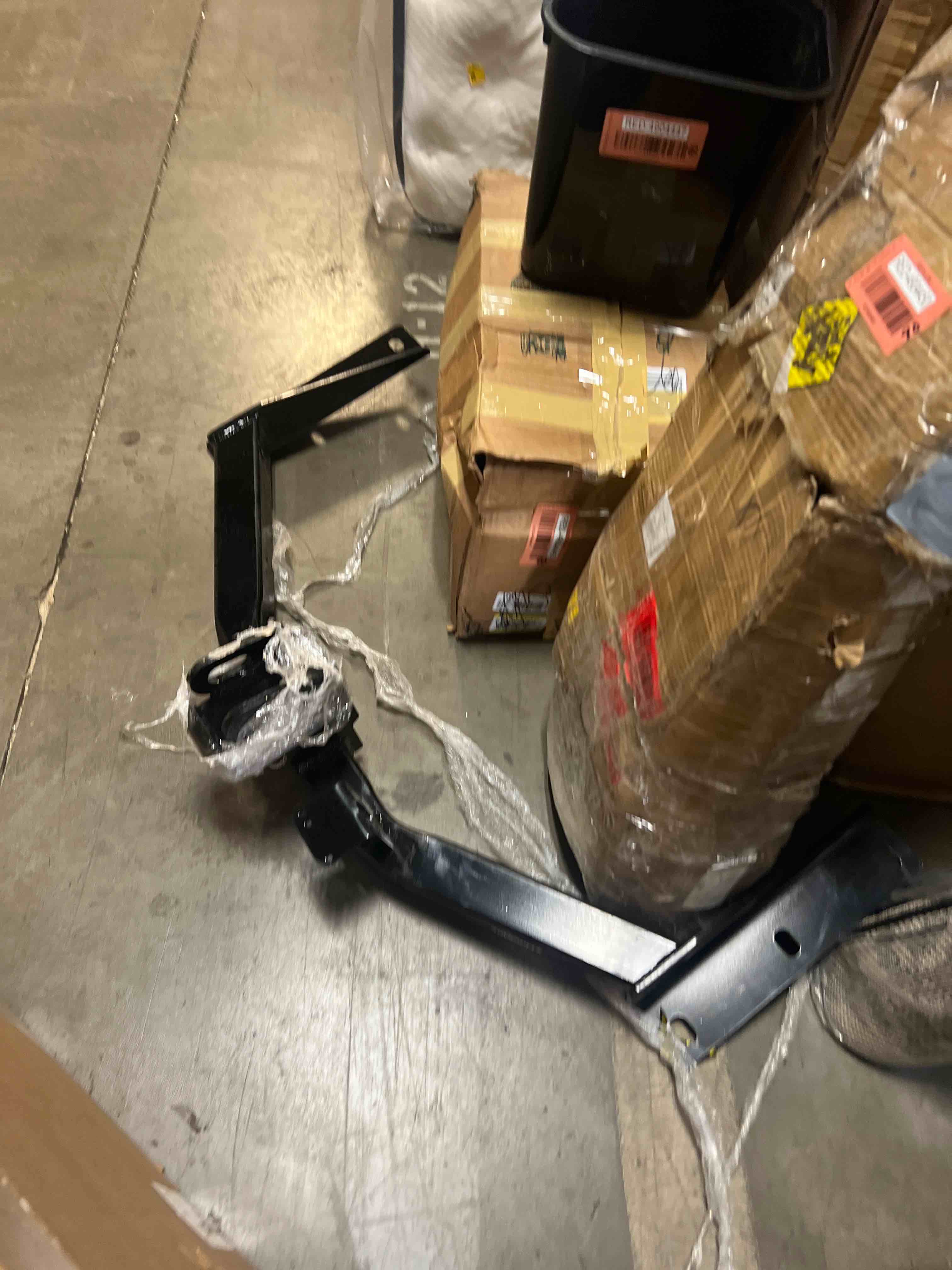 https://s3.amazonaws.com/lotting-images-prod/phillipi/RED4904453_1720213084986.jpeg