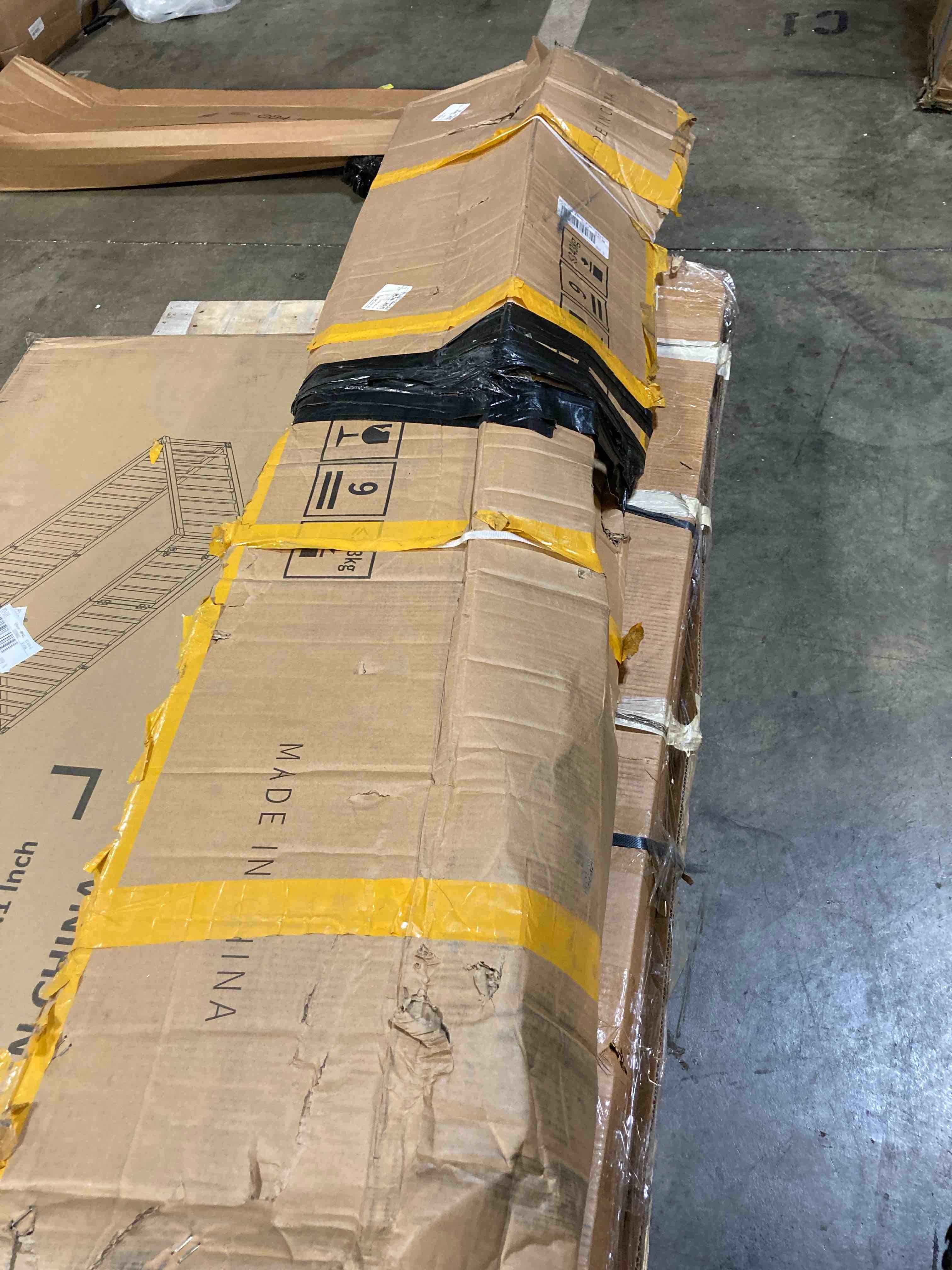 https://s3.amazonaws.com/lotting-images-prod/phillipi/RED4904619_1717437129296.jpeg