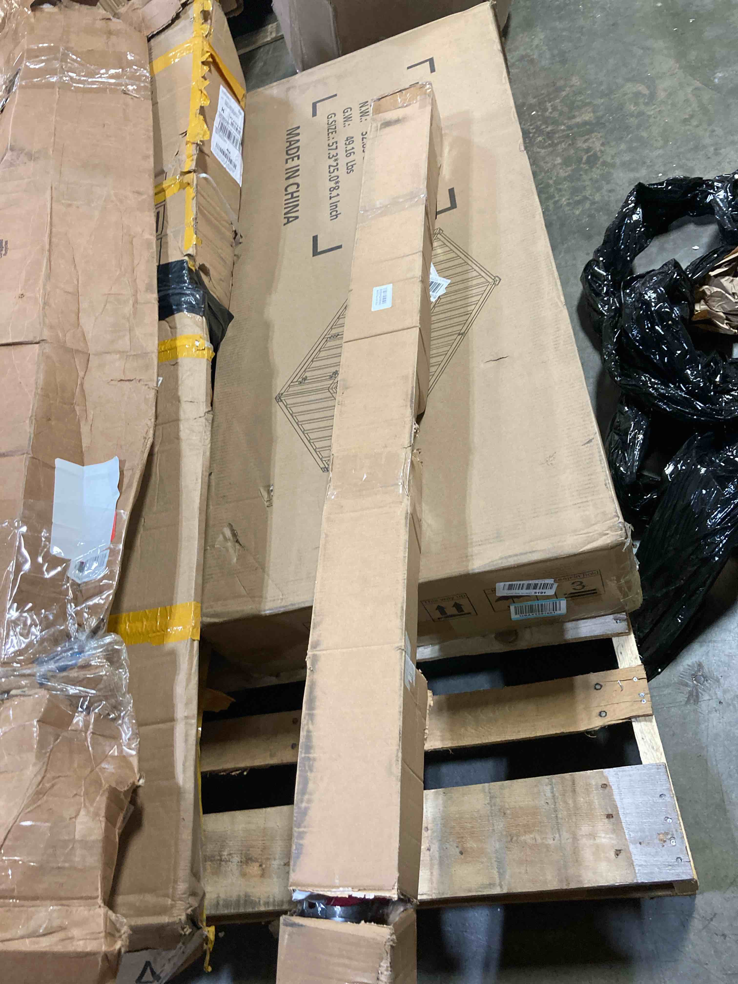 https://s3.amazonaws.com/lotting-images-prod/phillipi/RED4904621_1717436886902.jpeg