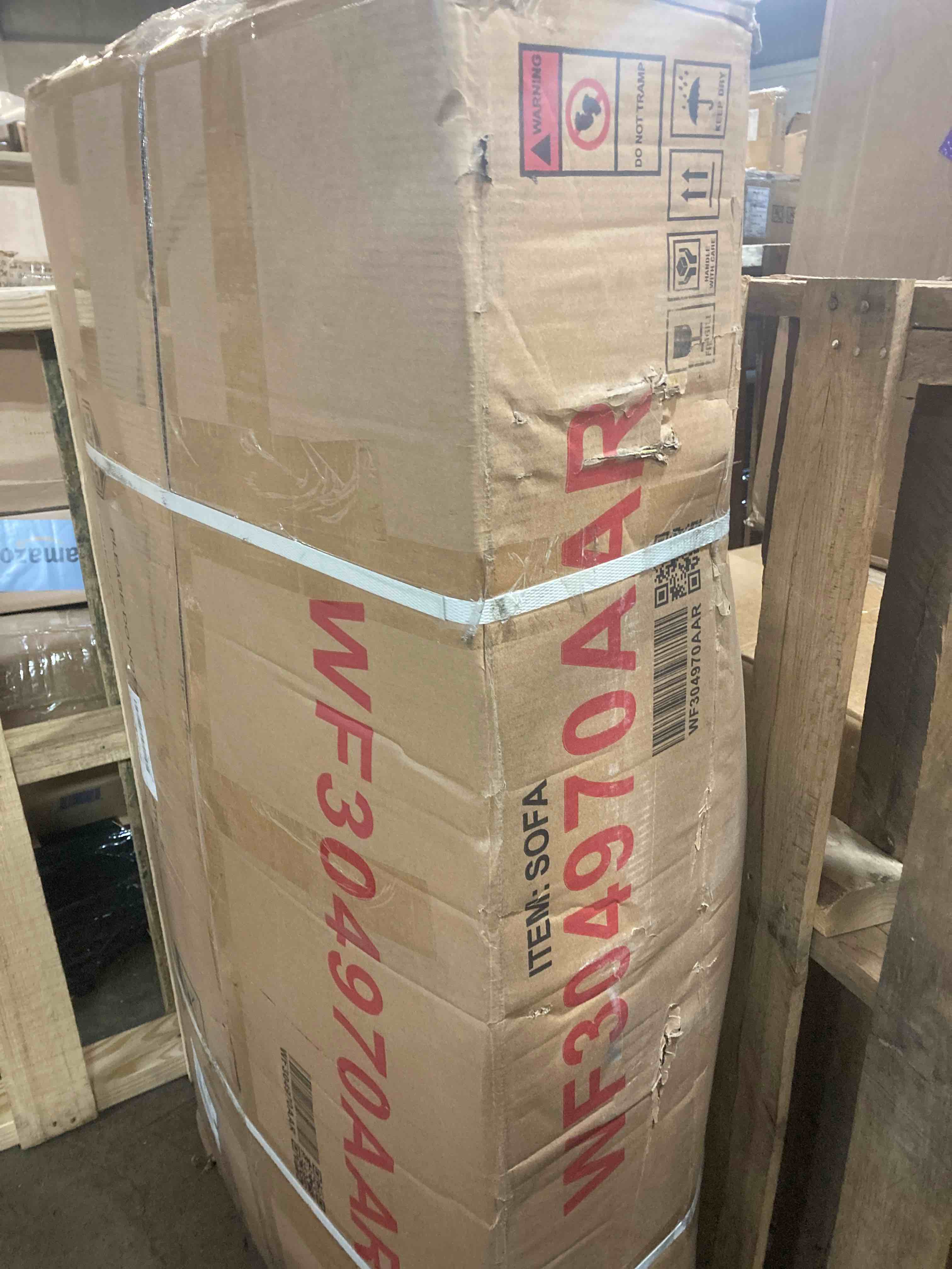 https://s3.amazonaws.com/lotting-images-prod/phillipi/RED4904632_1717511937728.jpeg