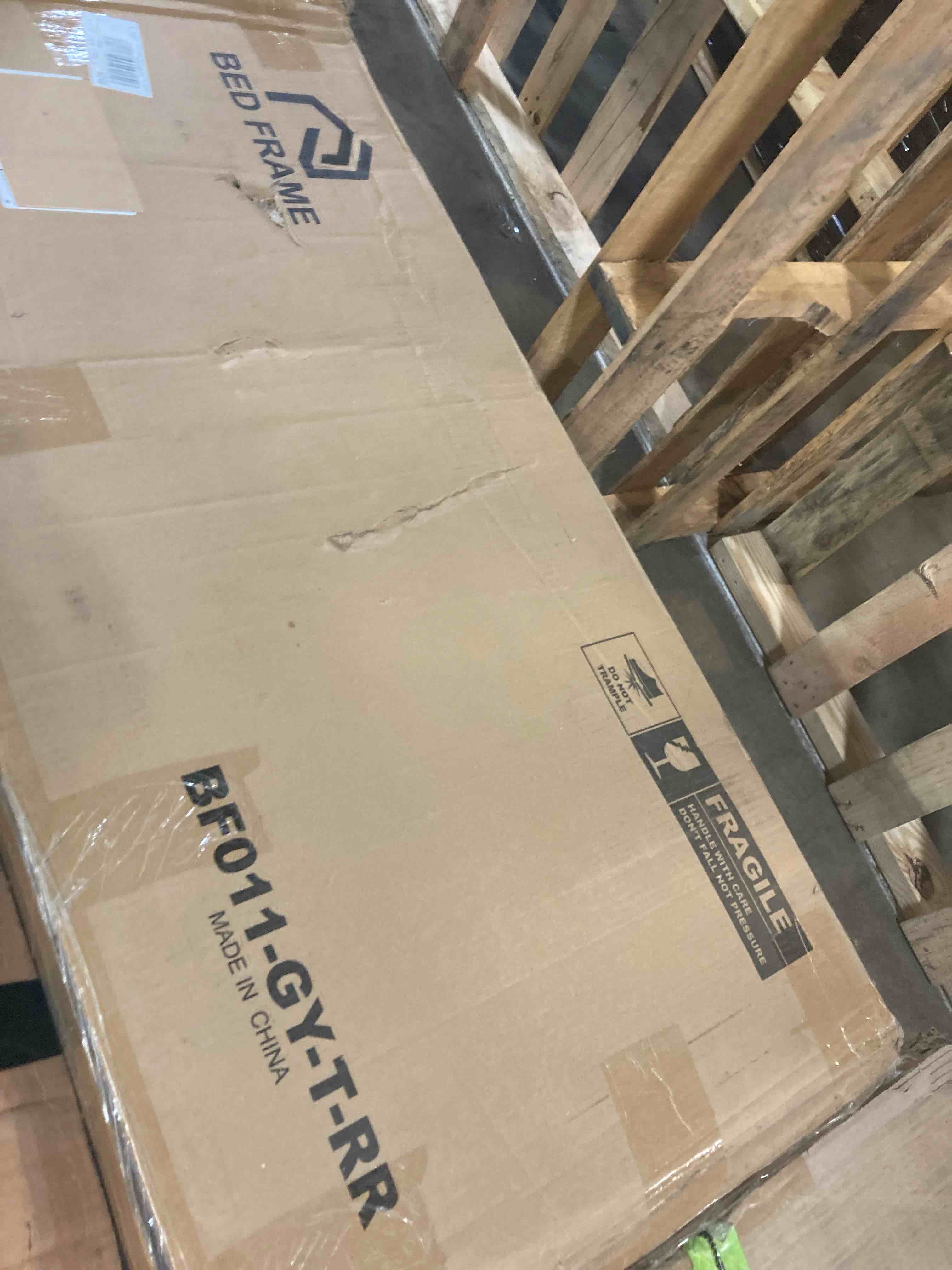 https://s3.amazonaws.com/lotting-images-prod/phillipi/RED4904637_1717513869037.jpeg