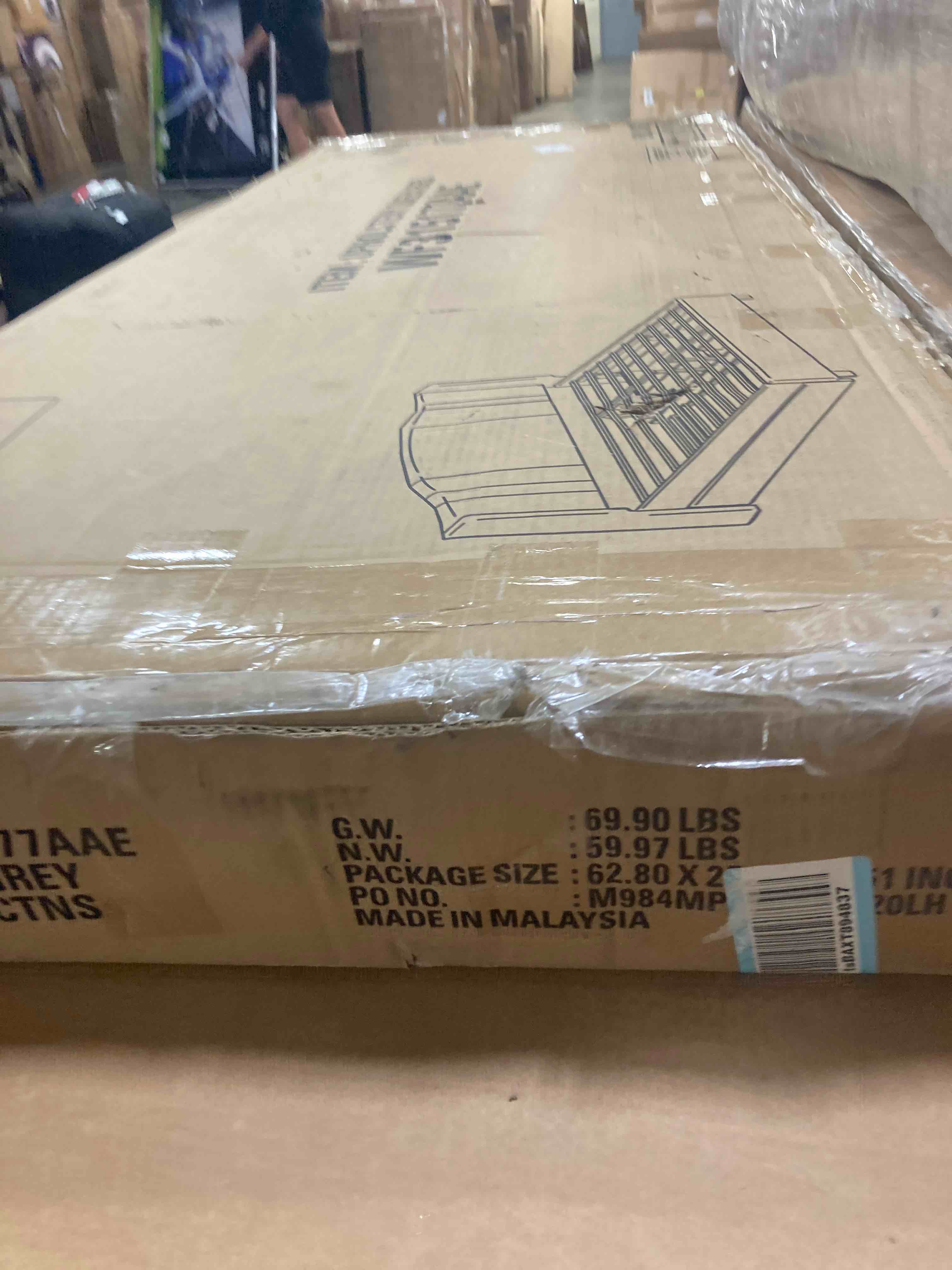 https://s3.amazonaws.com/lotting-images-prod/phillipi/RED4904660_1717519403553.jpeg