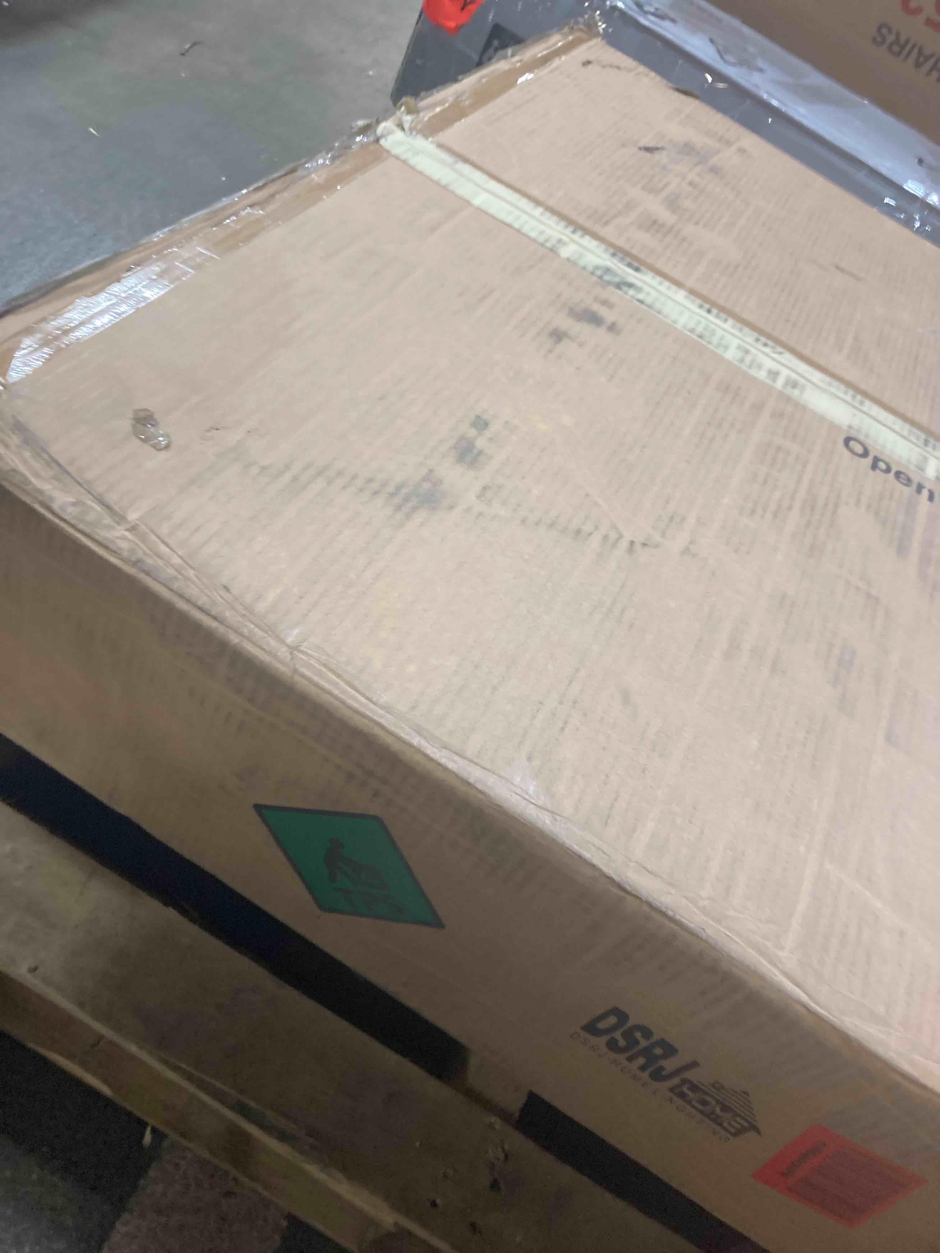 https://s3.amazonaws.com/lotting-images-prod/phillipi/RED4904666_1717520550706.jpeg