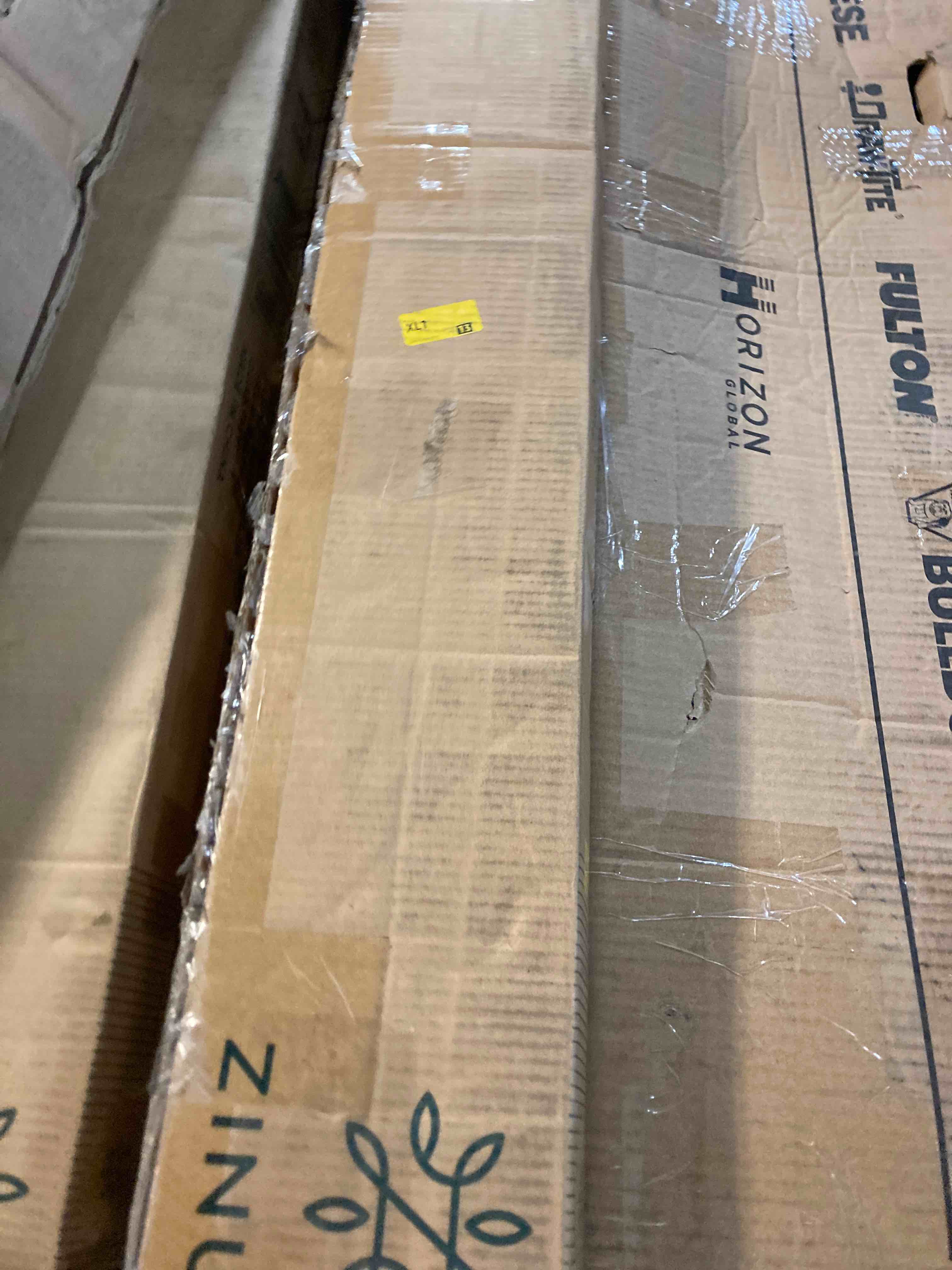 https://s3.amazonaws.com/lotting-images-prod/phillipi/RED4904892_1718122973901.jpeg