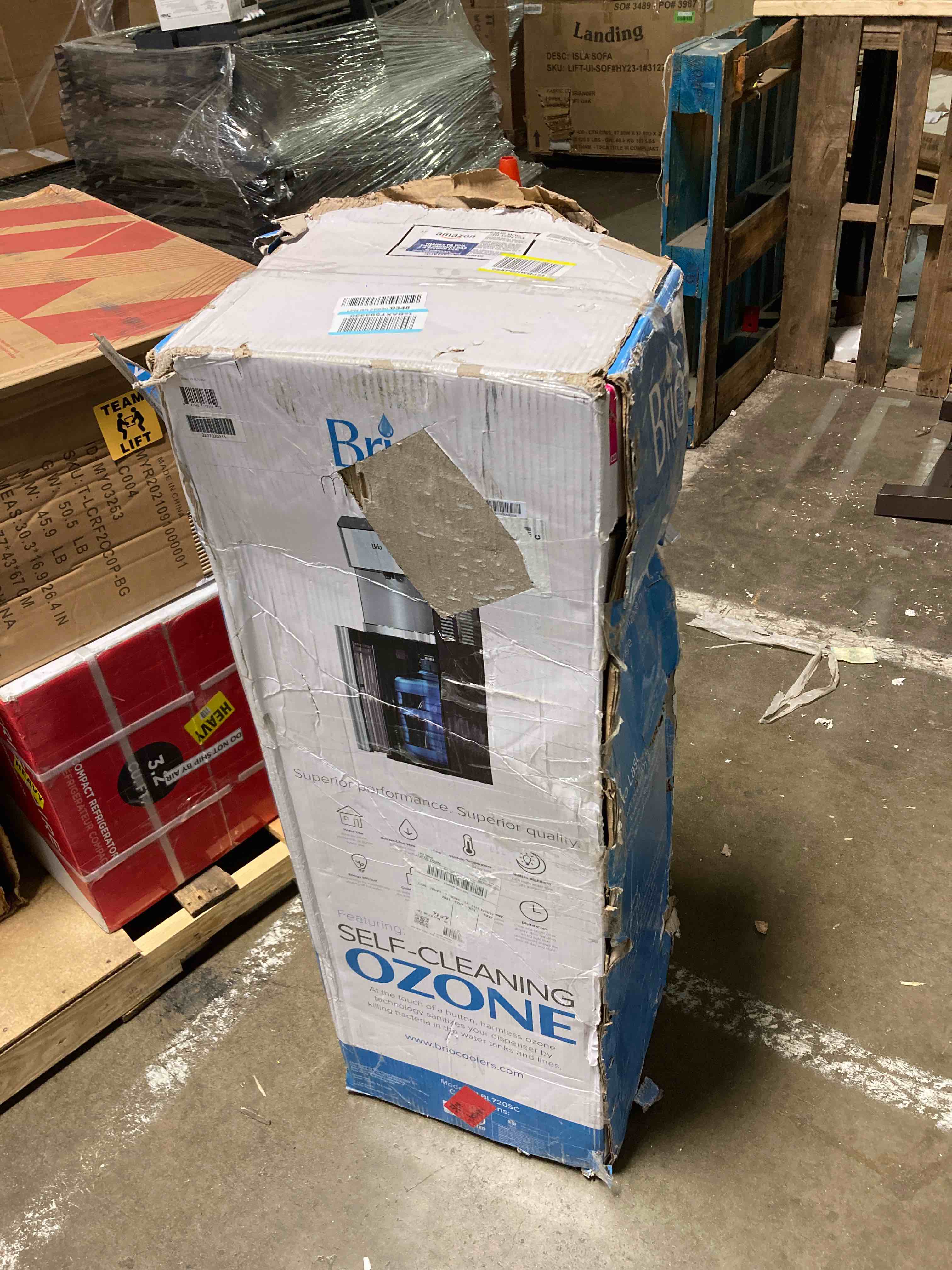 https://s3.amazonaws.com/lotting-images-prod/phillipi/RED4906108_1686754403395.jpeg
