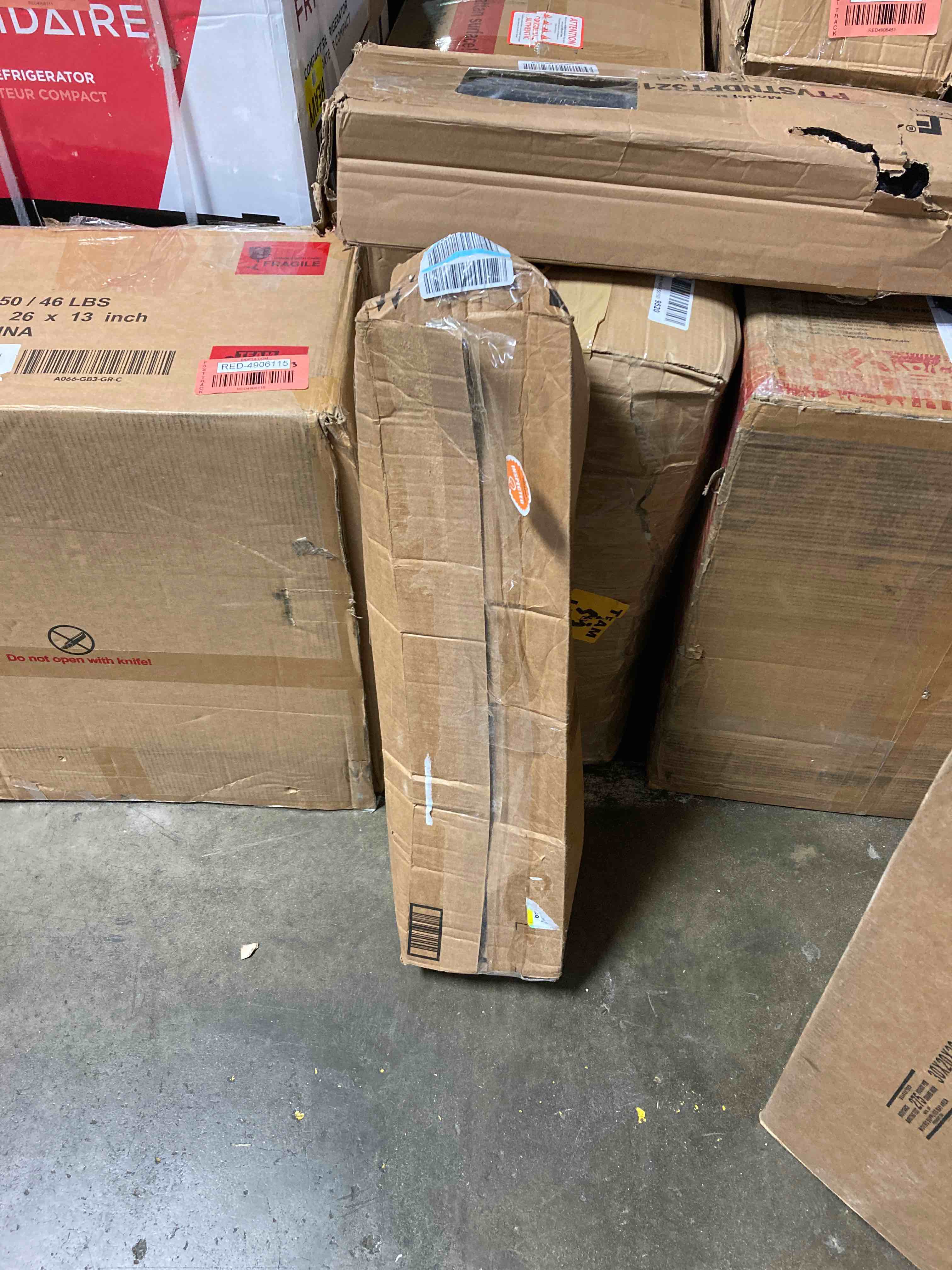 https://s3.amazonaws.com/lotting-images-prod/phillipi/RED4906117_1686756853159.jpeg