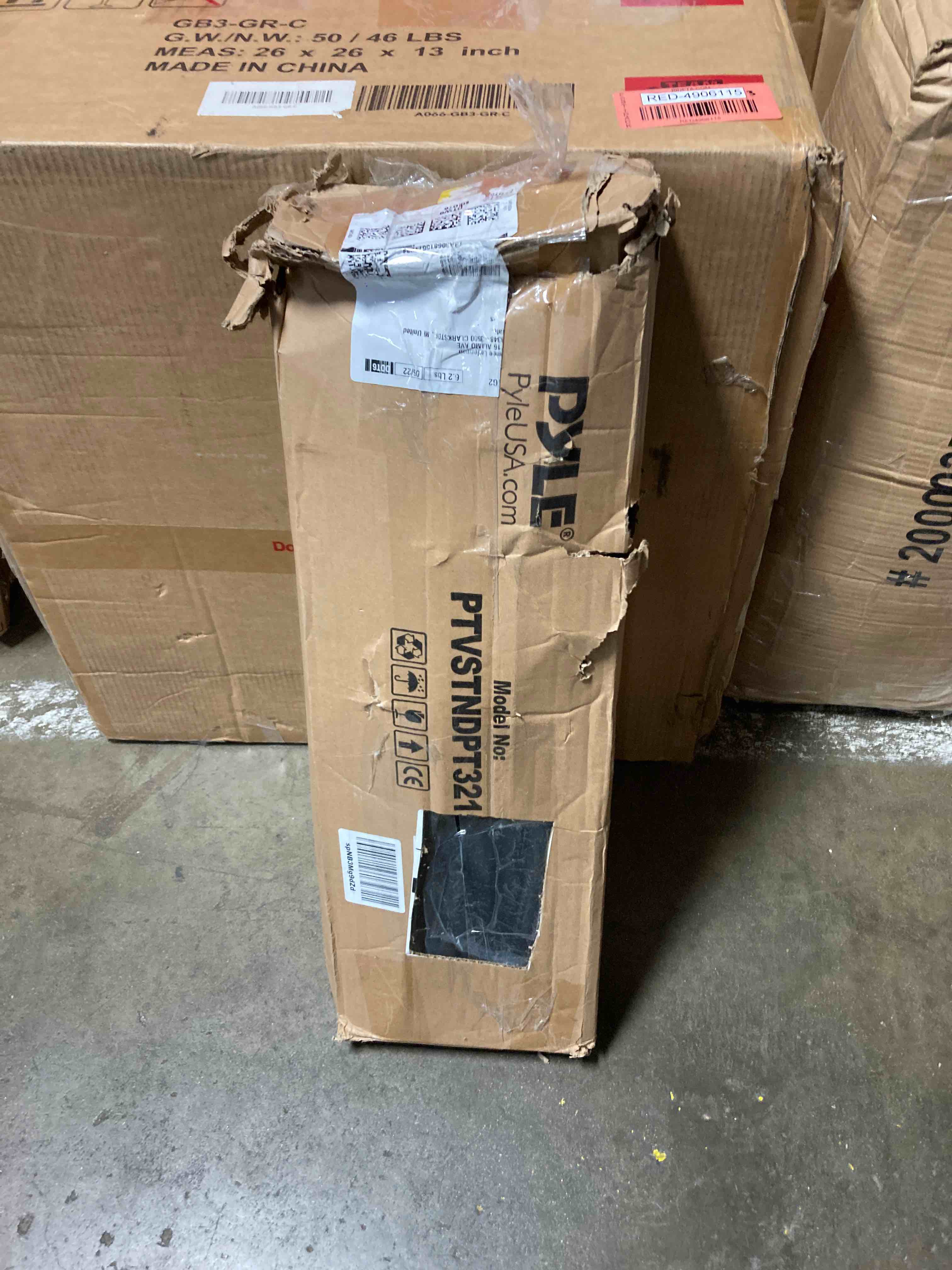 https://s3.amazonaws.com/lotting-images-prod/phillipi/RED4906118_1686757064981.jpeg