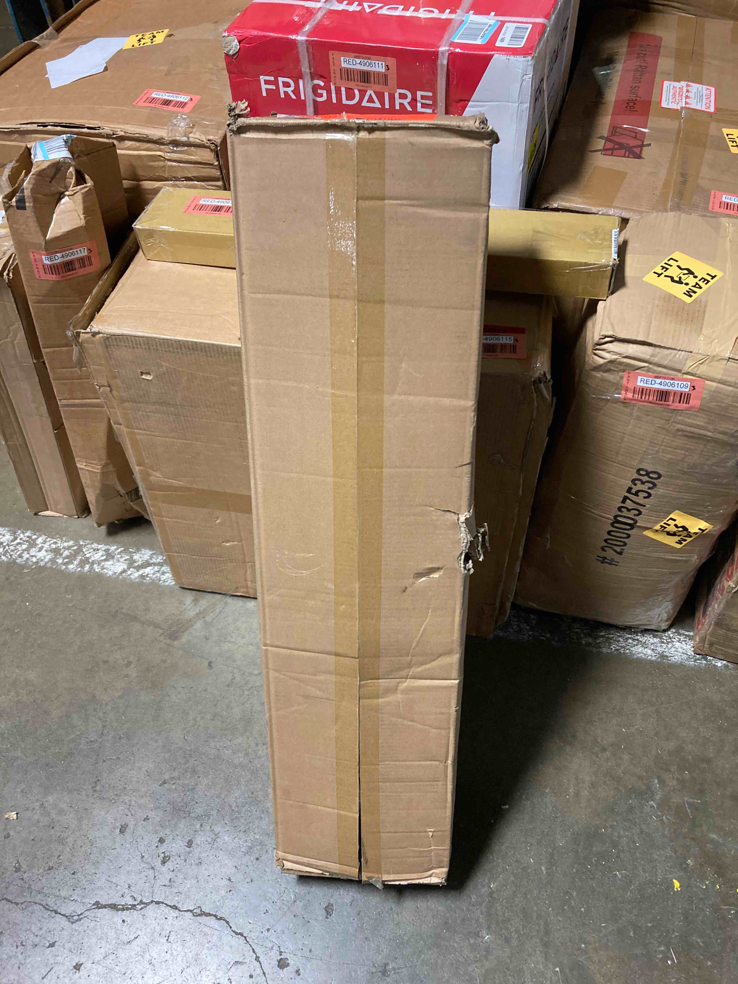 https://s3.amazonaws.com/lotting-images-prod/phillipi/RED4906121_1686757838017.jpeg