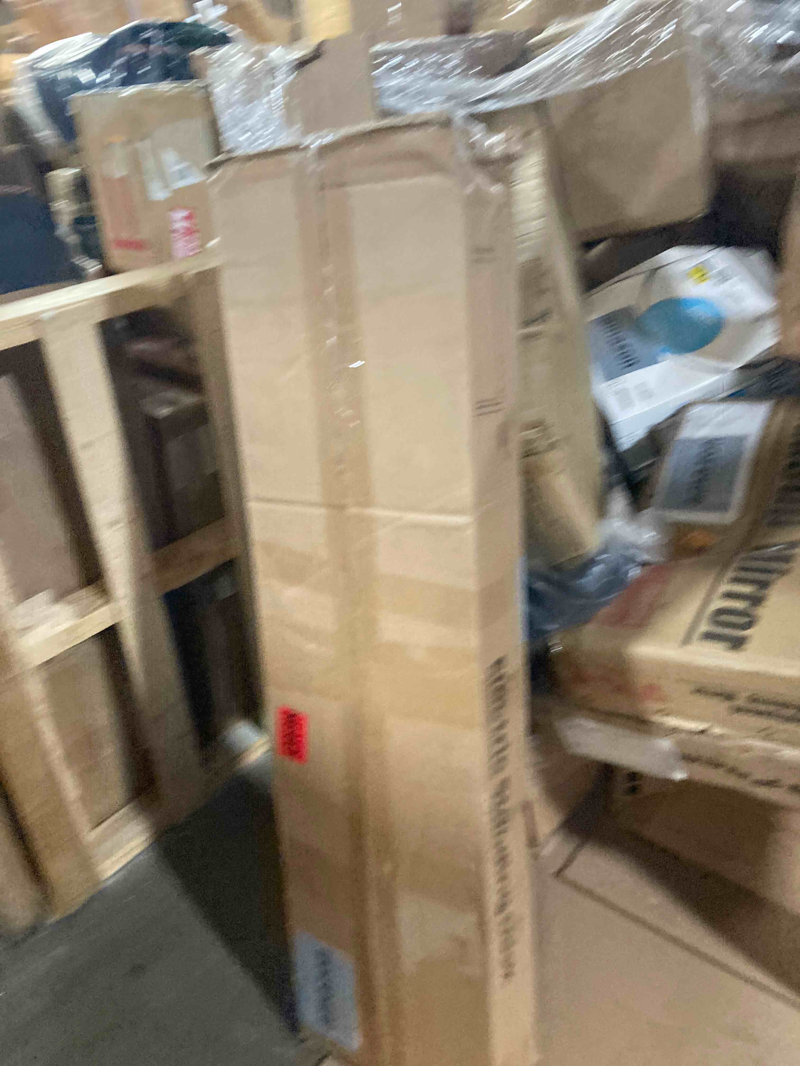 https://s3.amazonaws.com/lotting-images-prod/phillipi/RED4907939_1727969123591.jpeg