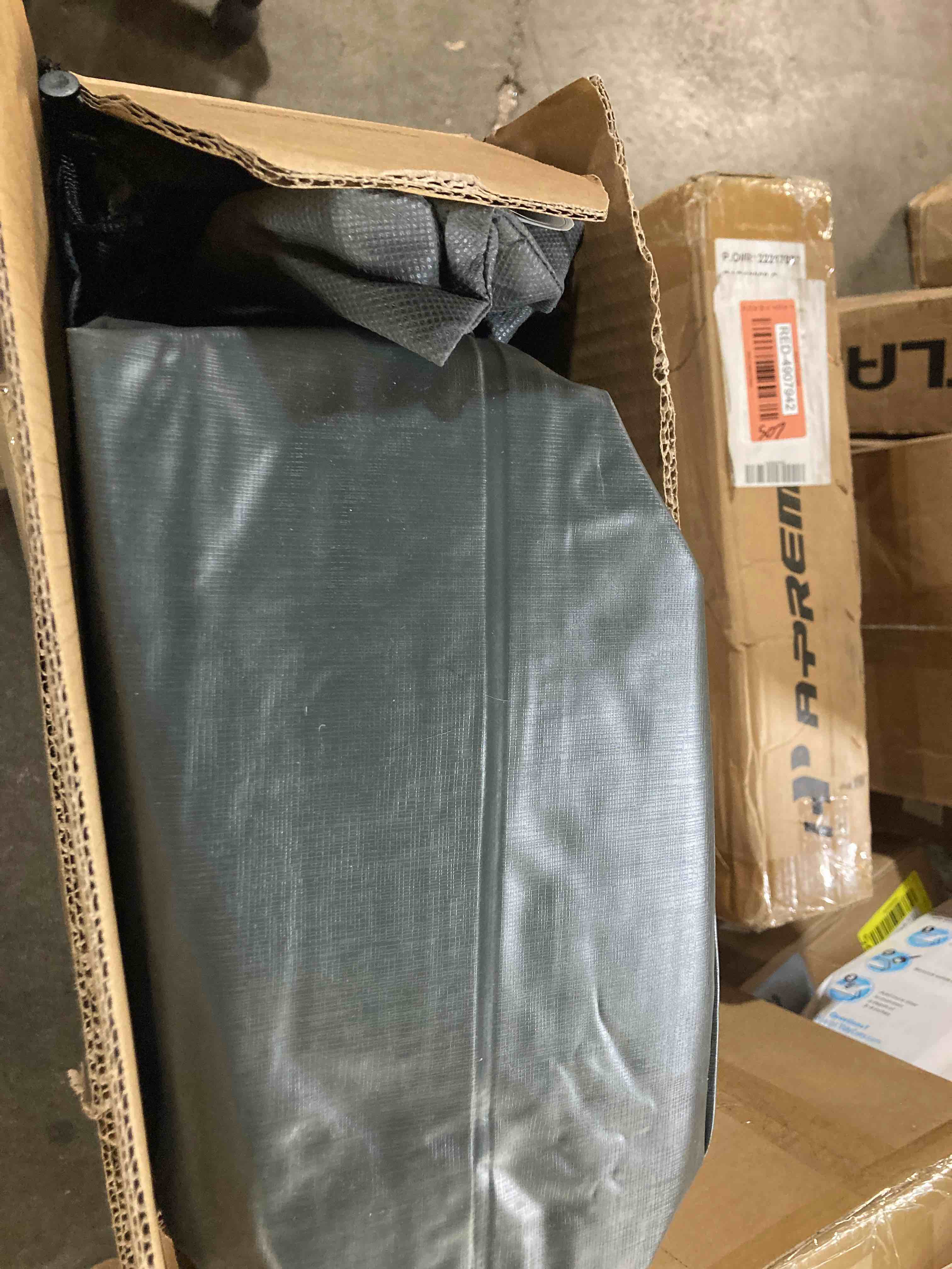https://s3.amazonaws.com/lotting-images-prod/phillipi/RED4907952_1727975325053.jpeg