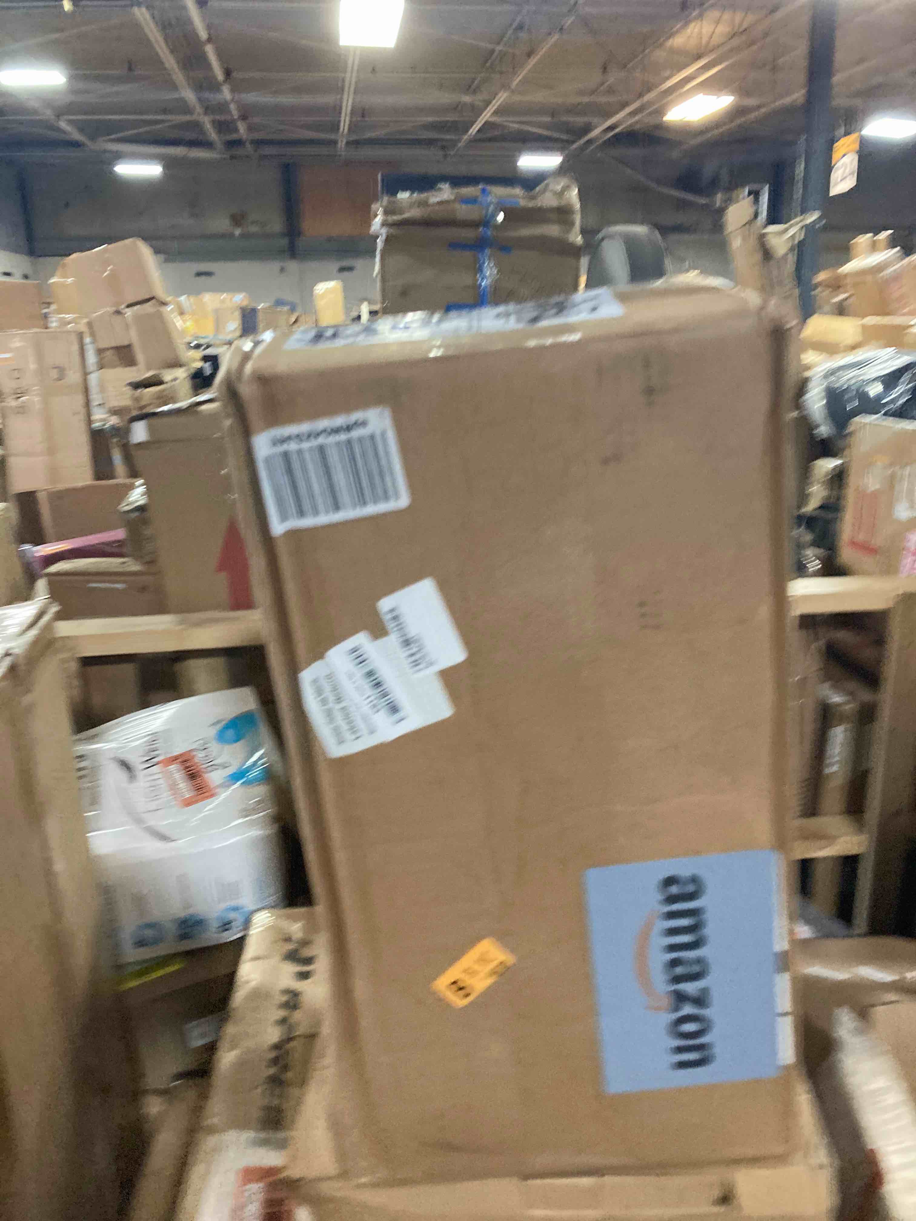 https://s3.amazonaws.com/lotting-images-prod/phillipi/RED4907962_1727979876428.jpeg