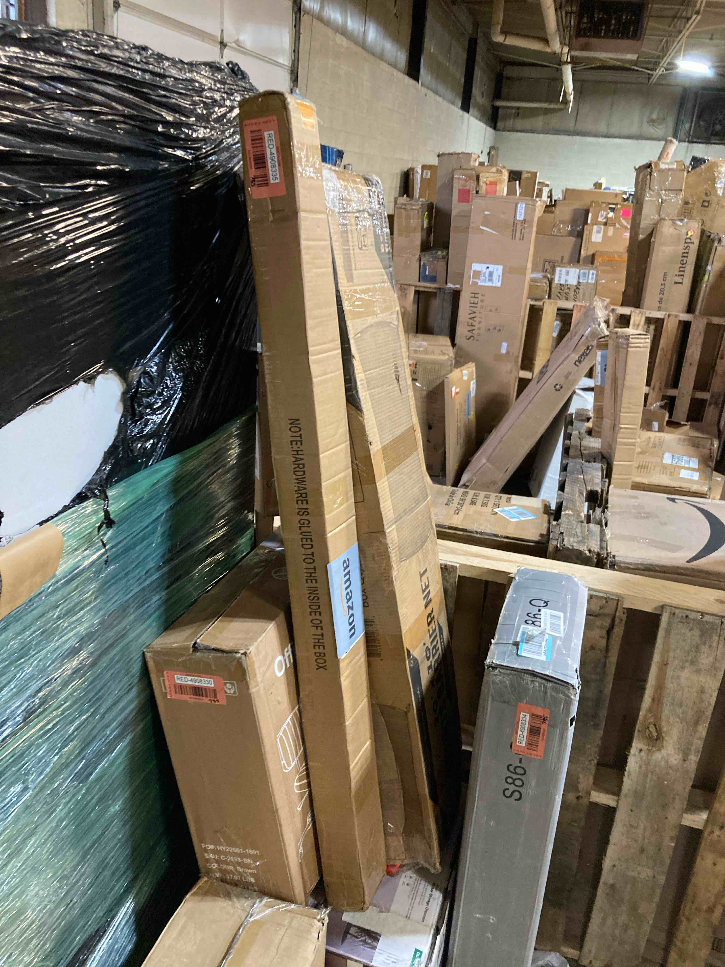 https://s3.amazonaws.com/lotting-images-prod/phillipi/RED4908335_1731684518826.jpeg