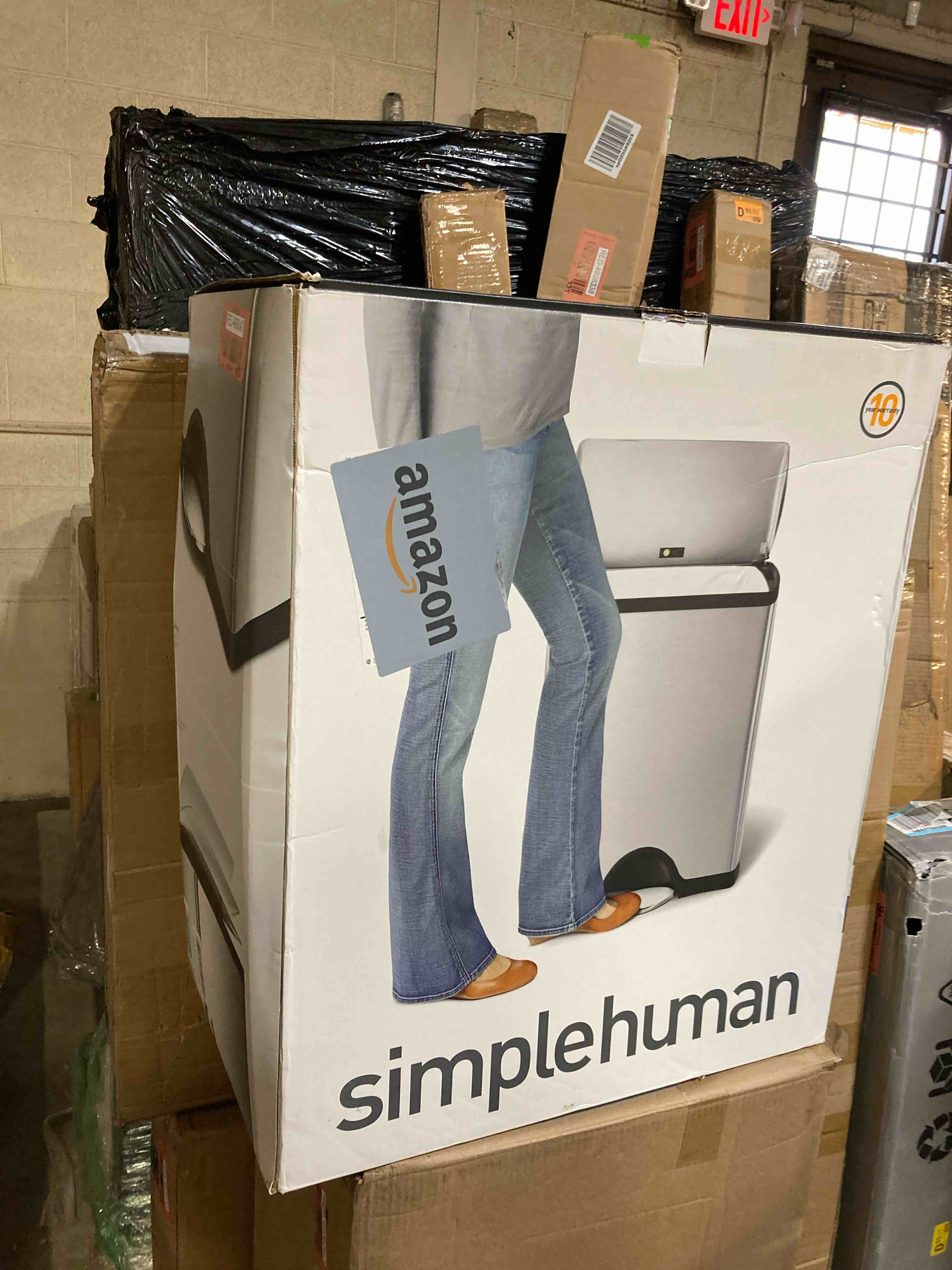 https://s3.amazonaws.com/lotting-images-prod/phillipi/RED4908343_1731686509578.jpeg