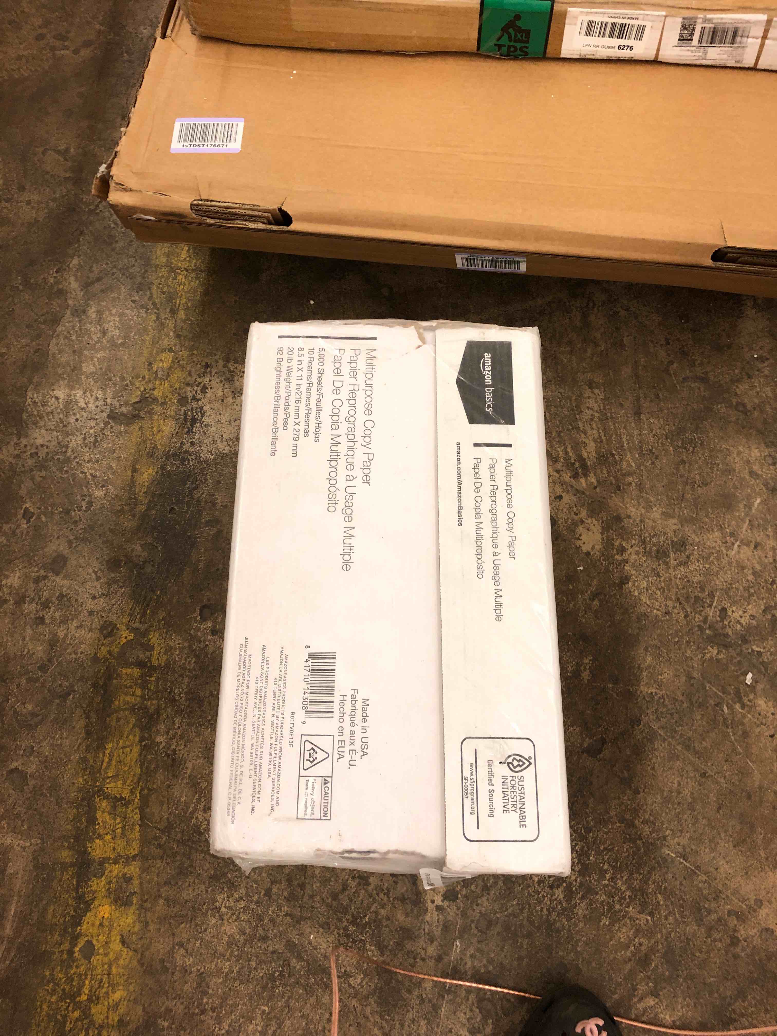 https://s3.amazonaws.com/lotting-images-prod/phillipi/RED4908870_1717604548418.jpeg