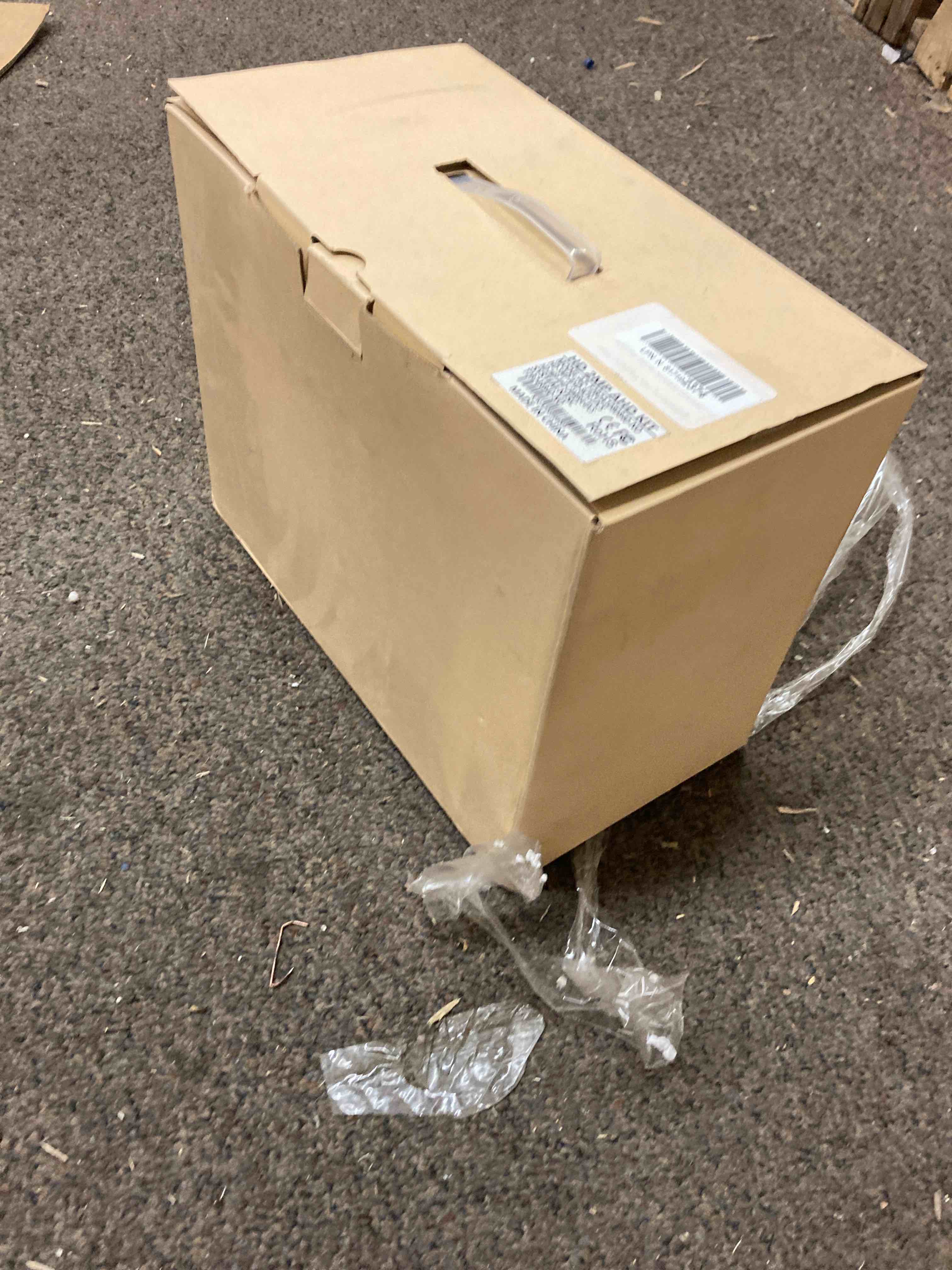 https://s3.amazonaws.com/lotting-images-prod/phillipi/RED5003658_1701892269951.jpeg