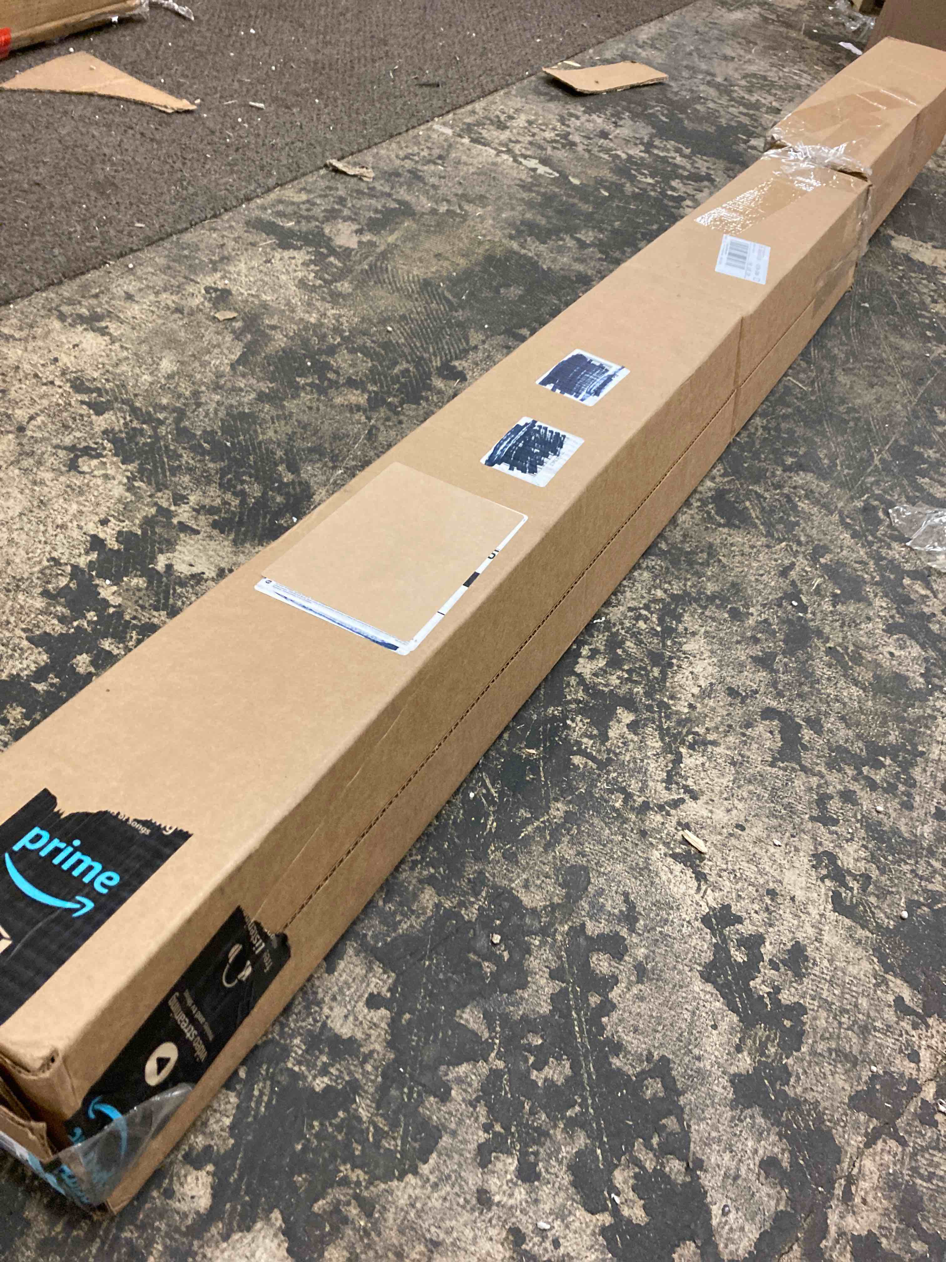 https://s3.amazonaws.com/lotting-images-prod/phillipi/RED5003662_1701891663899.jpeg