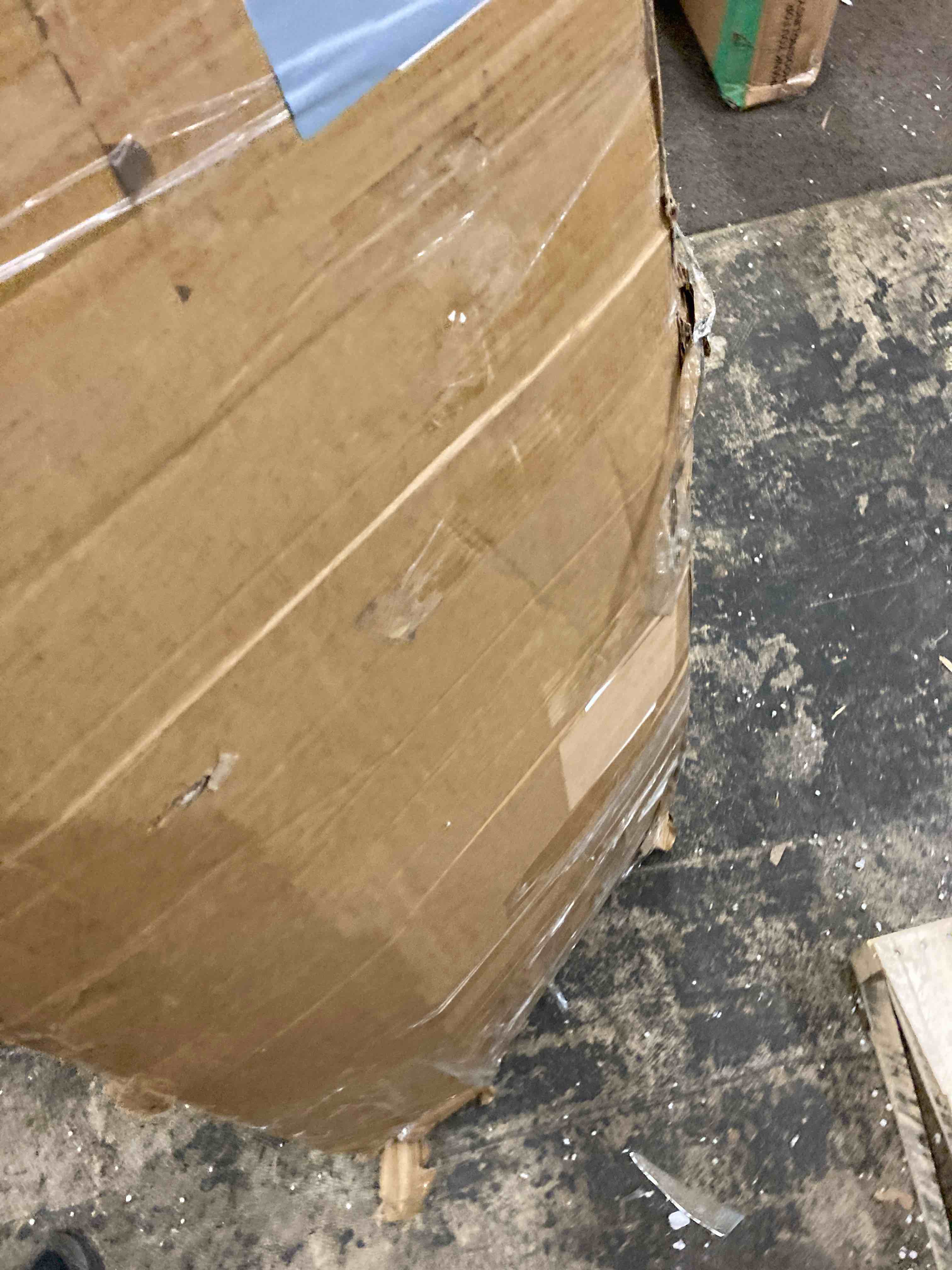 https://s3.amazonaws.com/lotting-images-prod/phillipi/RED5003687_1701889047474.jpeg