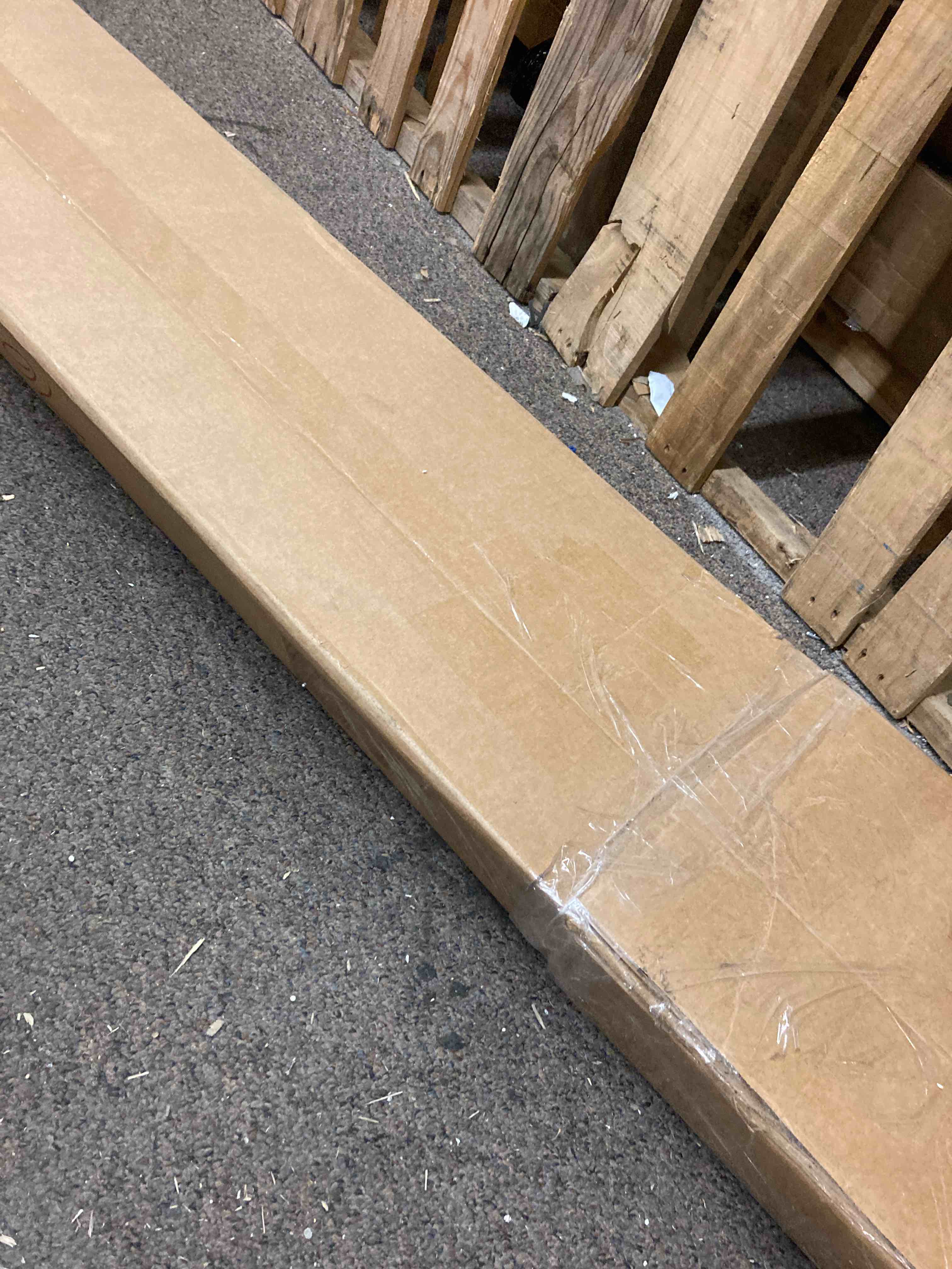 https://s3.amazonaws.com/lotting-images-prod/phillipi/RED5003702_1701885327975.jpeg