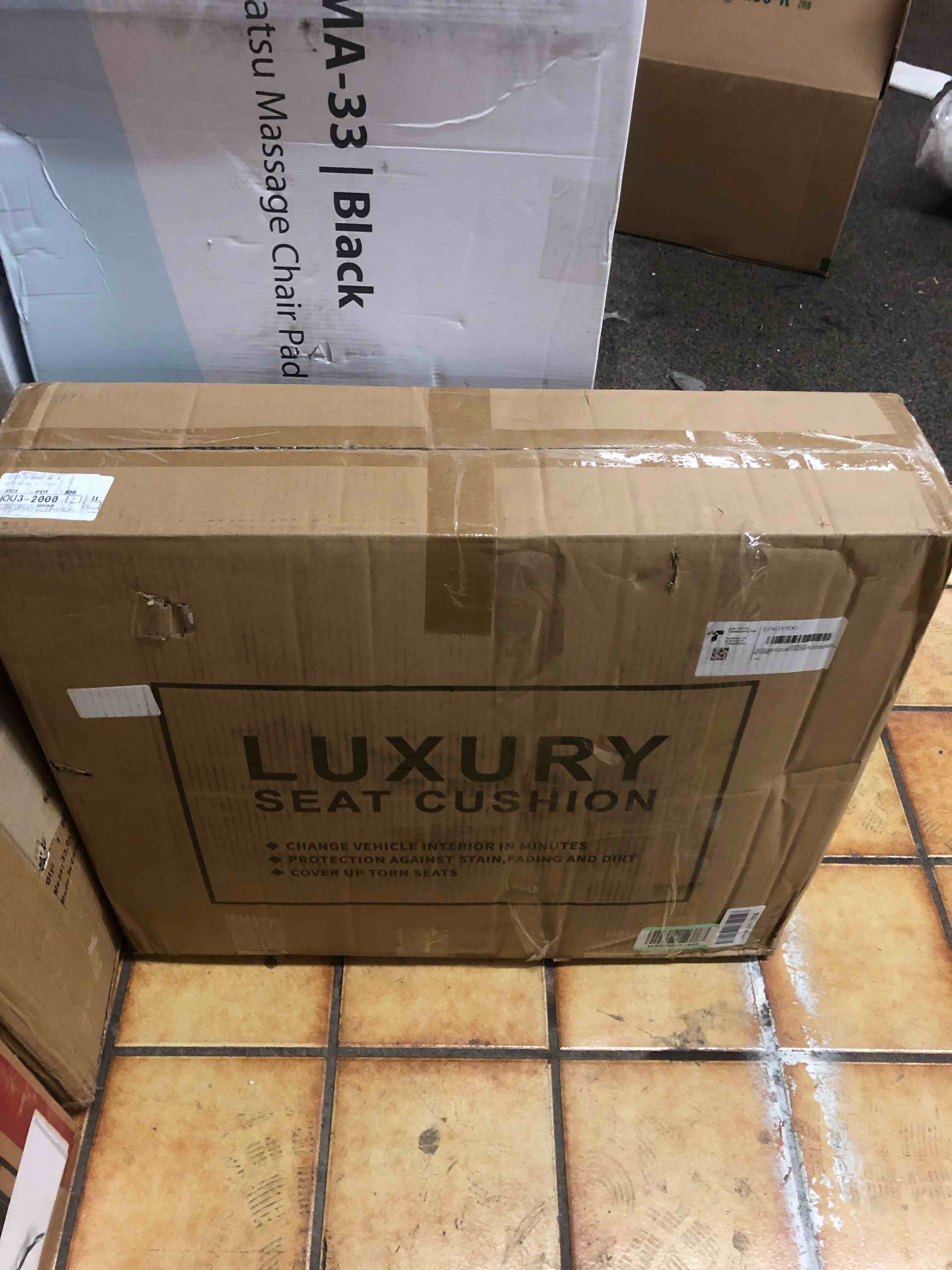 https://s3.amazonaws.com/lotting-images-prod/phillipi/RED5004039_1702606458982.jpeg