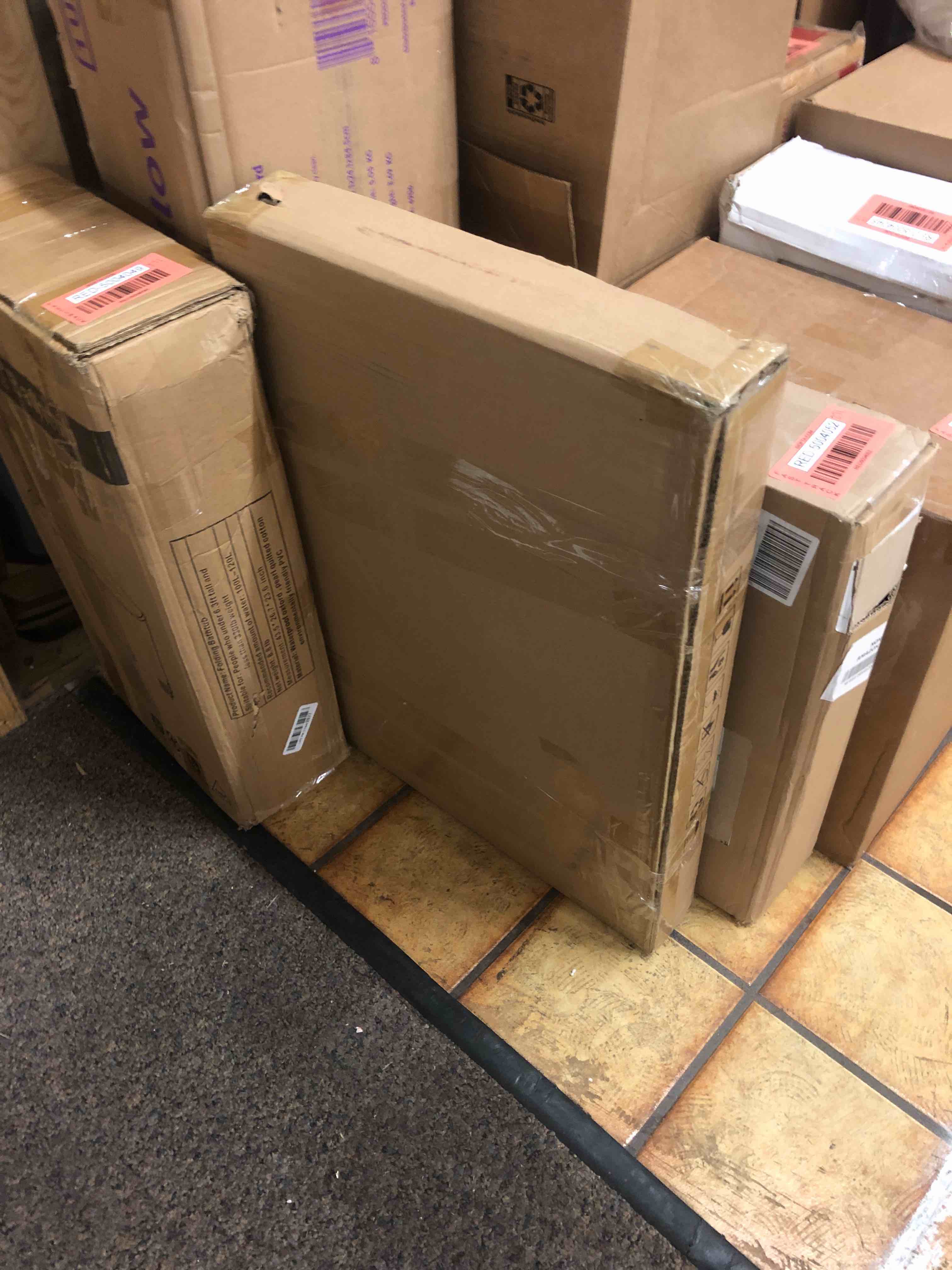 https://s3.amazonaws.com/lotting-images-prod/phillipi/RED5004053_1702609381098.jpeg