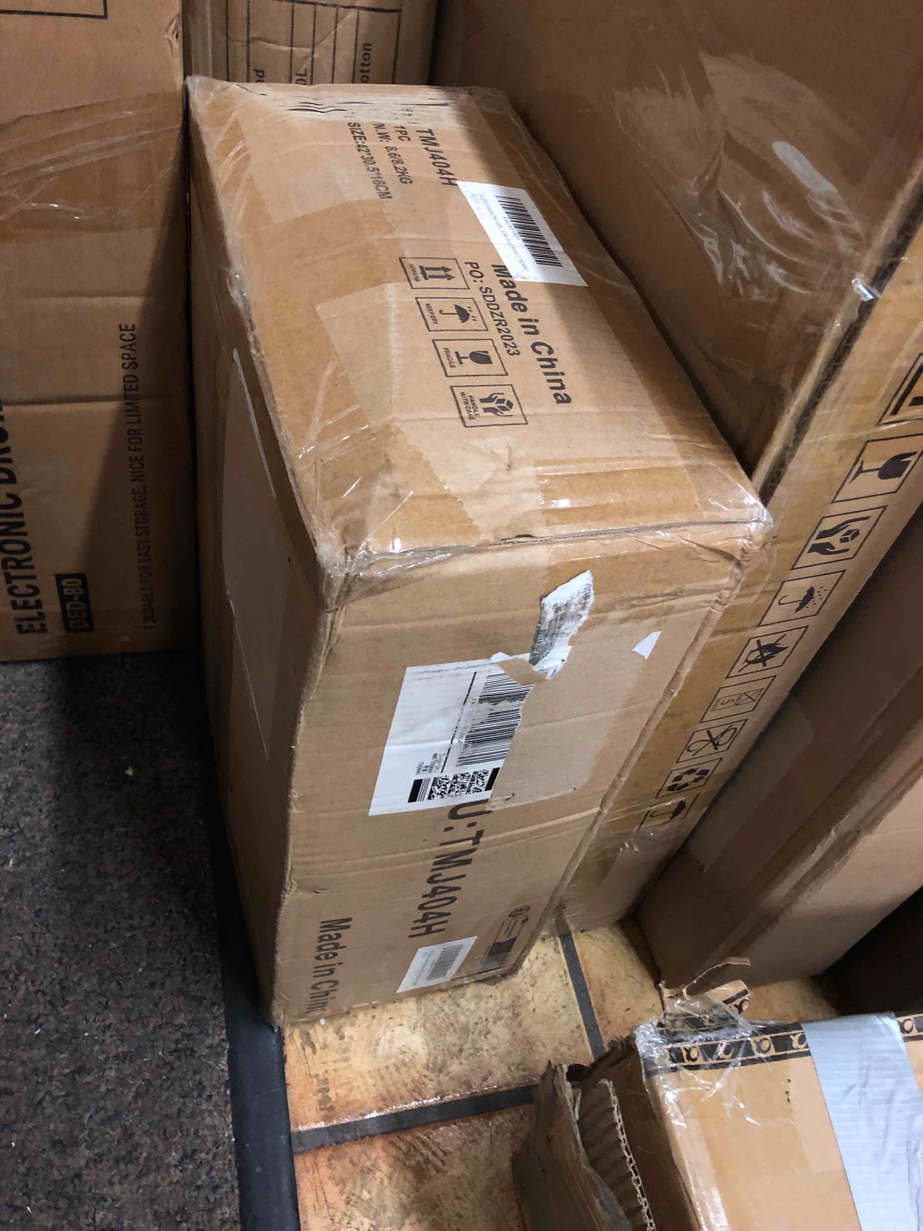 https://s3.amazonaws.com/lotting-images-prod/phillipi/RED5004074_1702651373910.jpeg