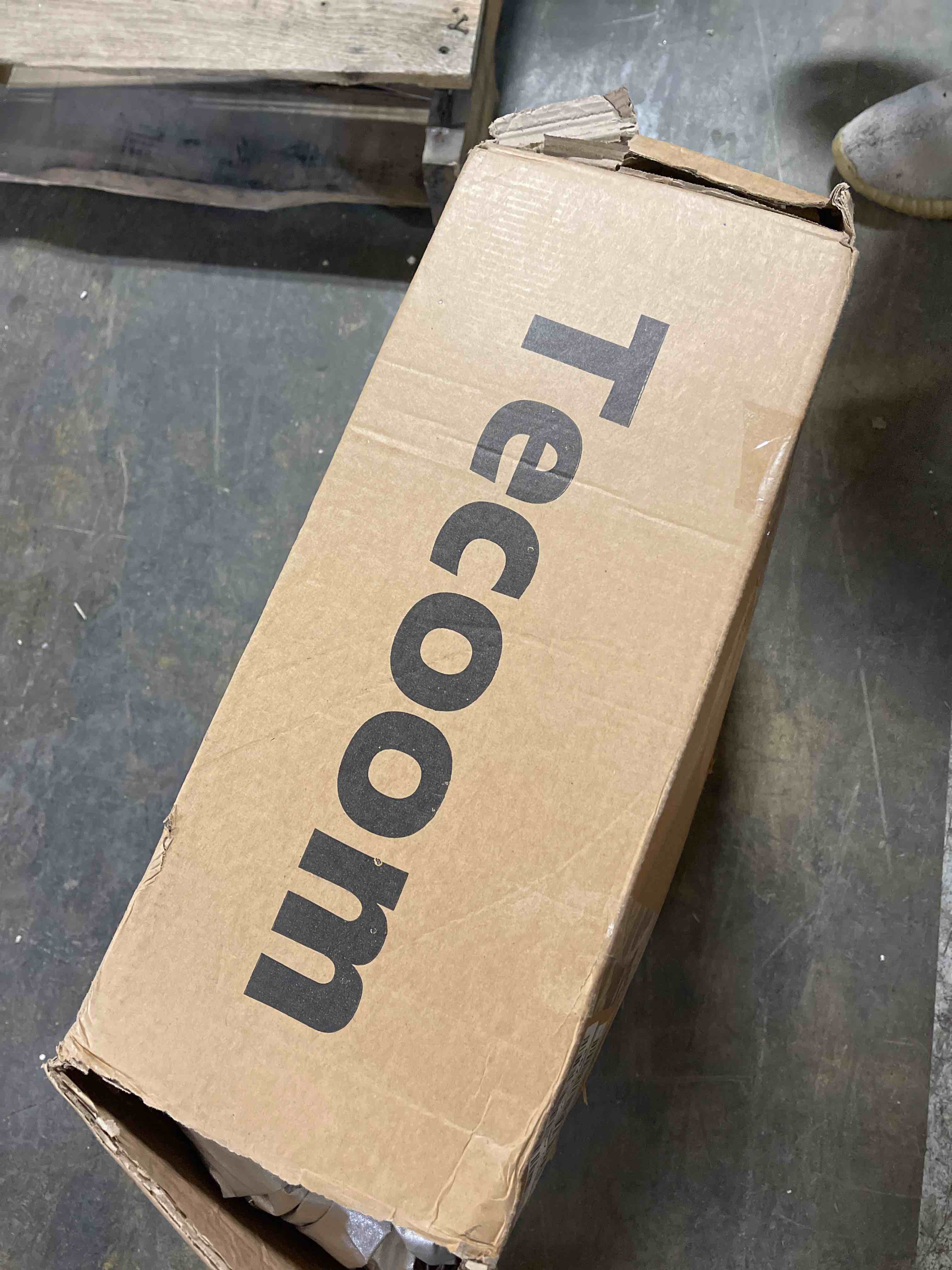 https://s3.amazonaws.com/lotting-images-prod/phillipi/RED5108344_1709308154511.jpeg