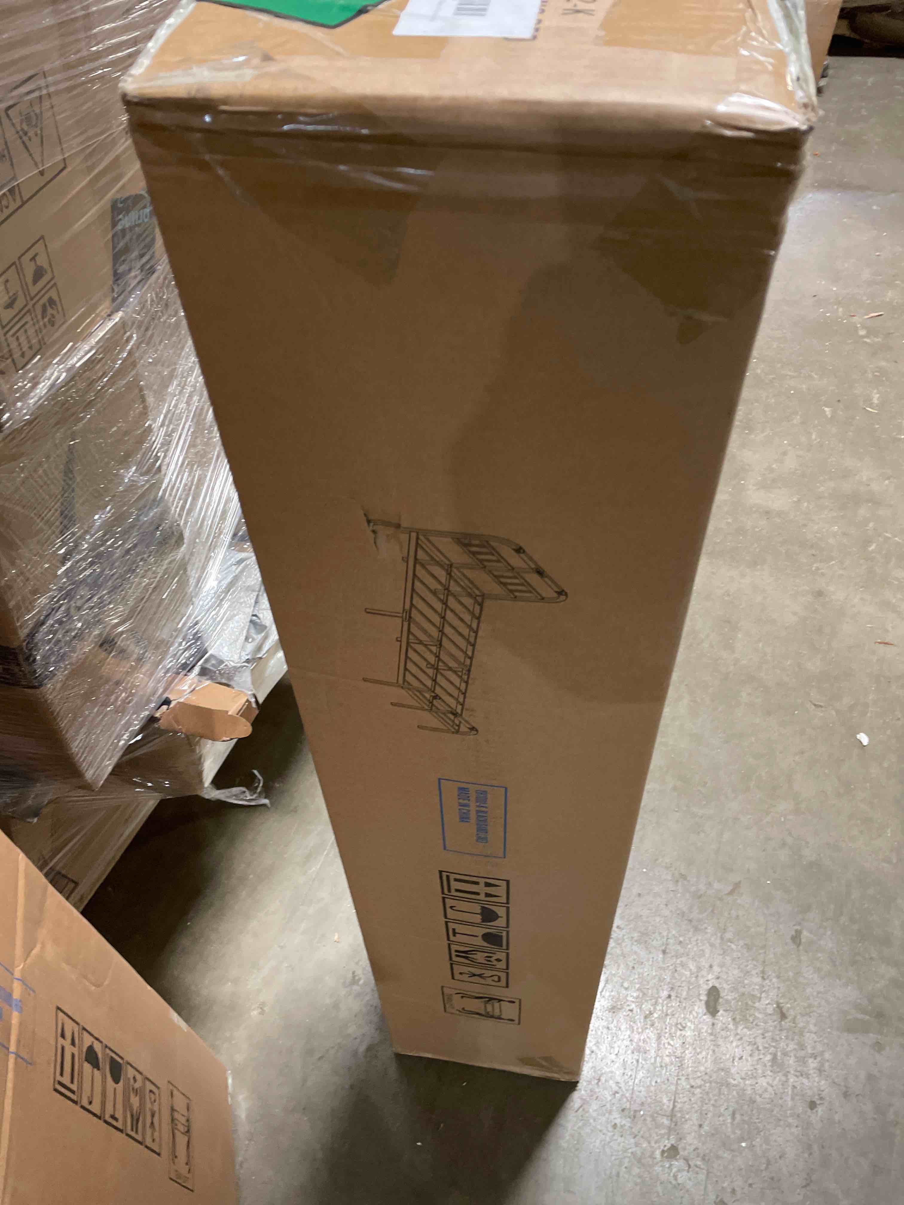 https://s3.amazonaws.com/lotting-images-prod/phillipi/RED5108609_1709658812131.jpeg