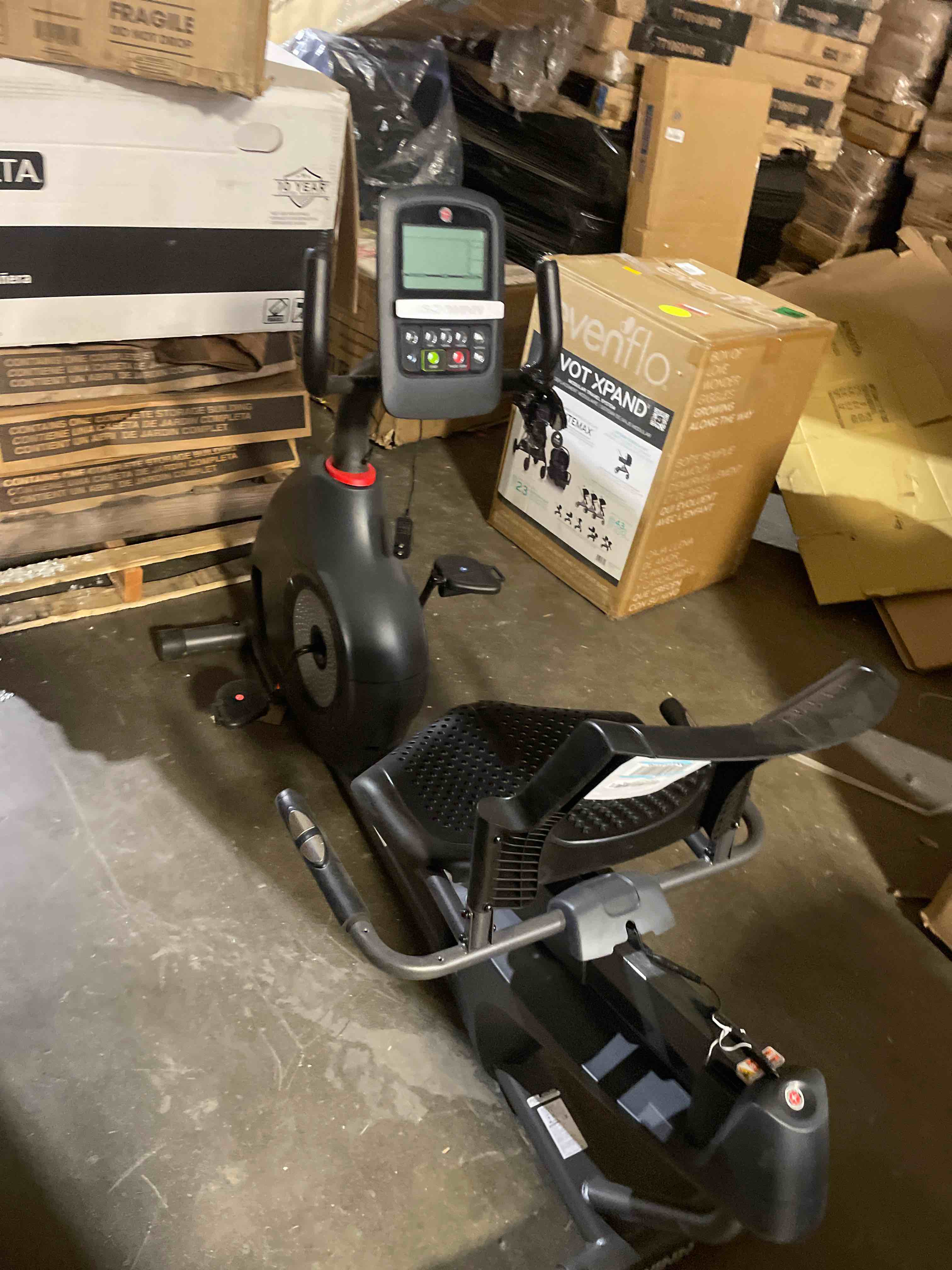 https://s3.amazonaws.com/lotting-images-prod/phillipi/RED5108888_1711741805635.jpeg