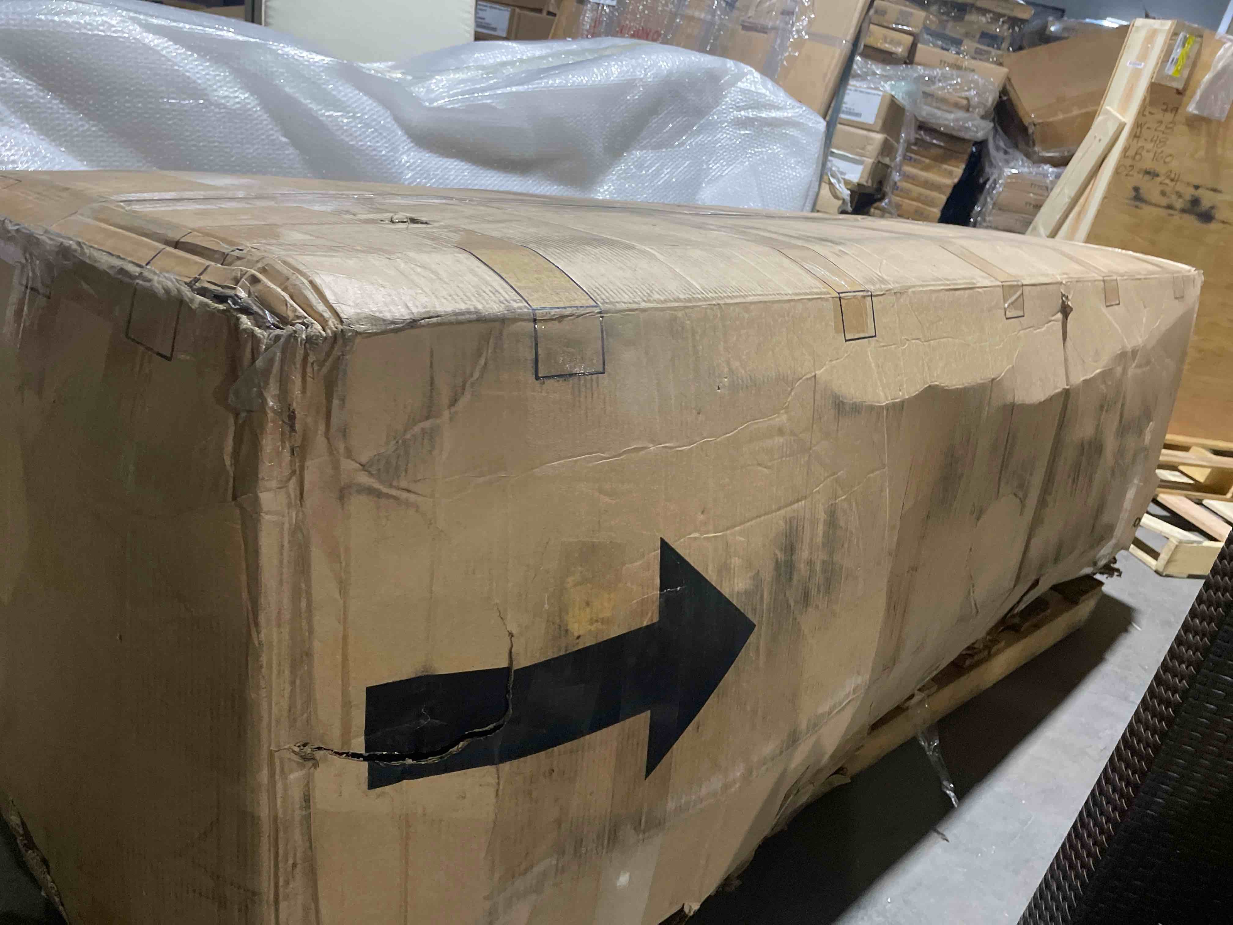 https://s3.amazonaws.com/lotting-images-prod/phillipi/RED5108890_1711742147854.jpeg