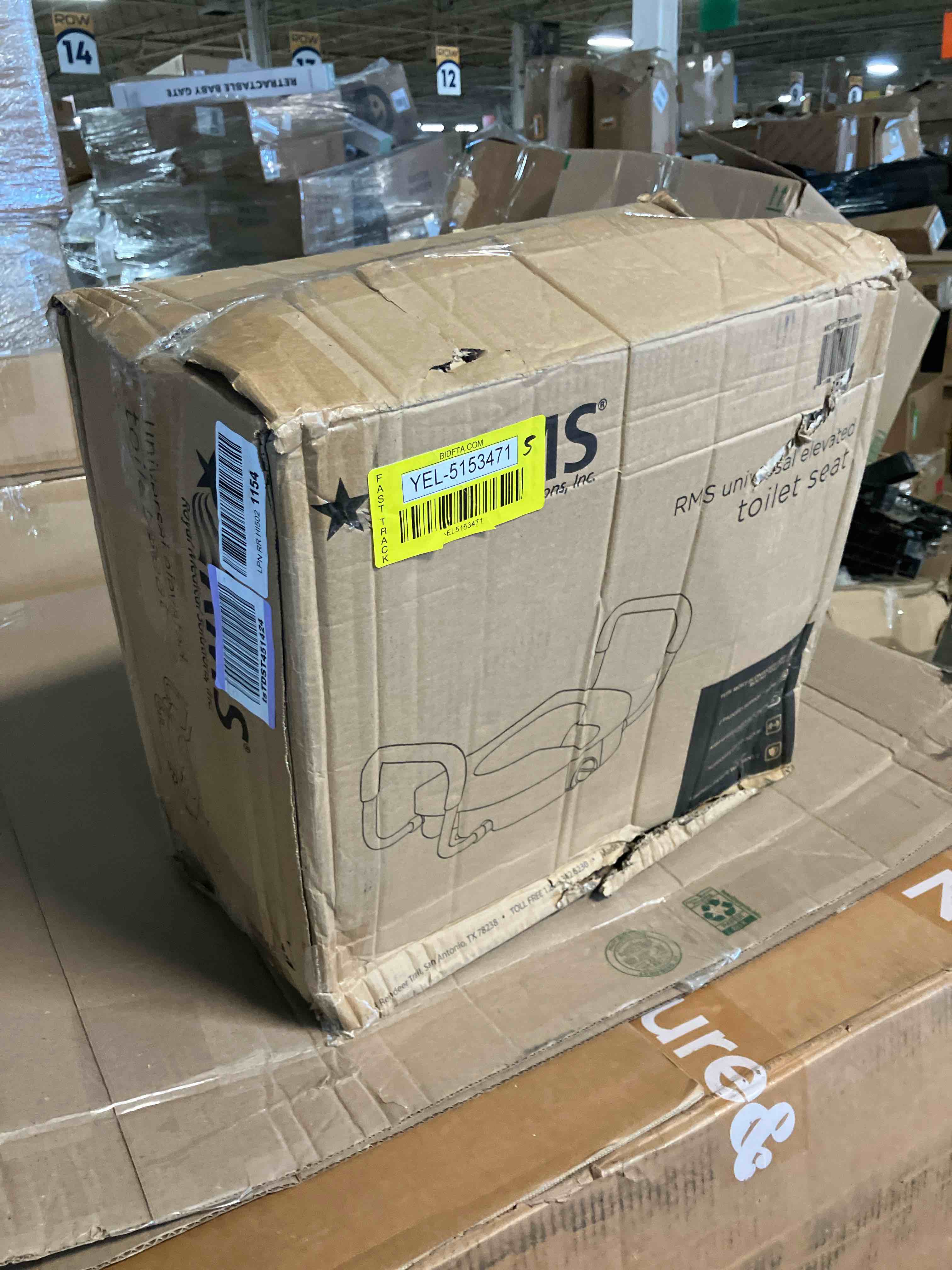 https://s3.amazonaws.com/lotting-images-prod/phillipi/RED5108974_1710171578310.jpeg