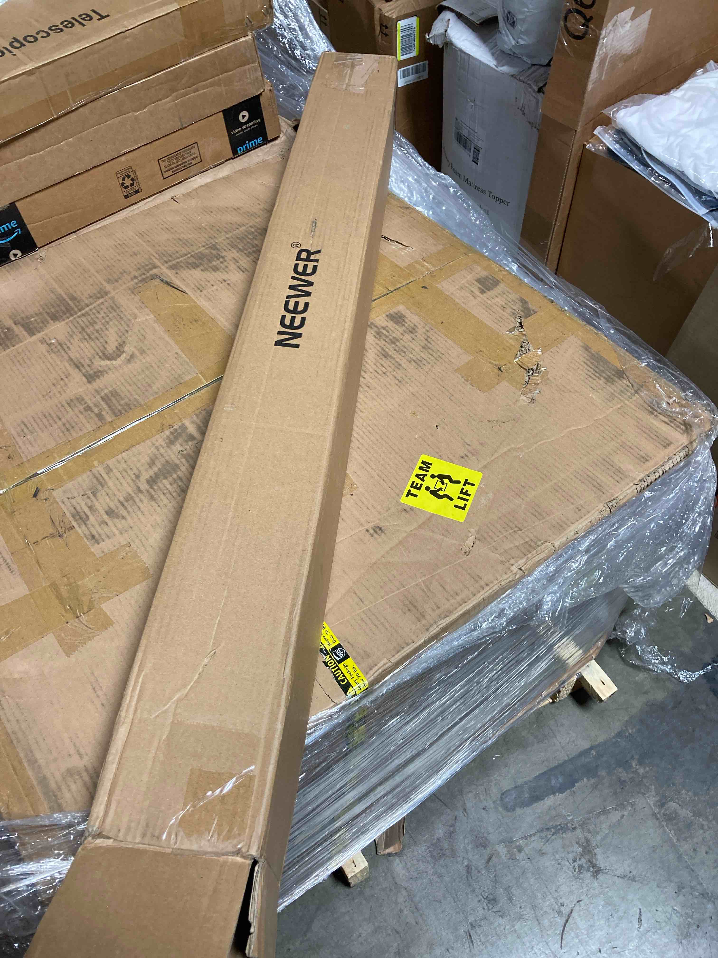 https://s3.amazonaws.com/lotting-images-prod/phillipi/RED5109451_1704735587314.jpeg