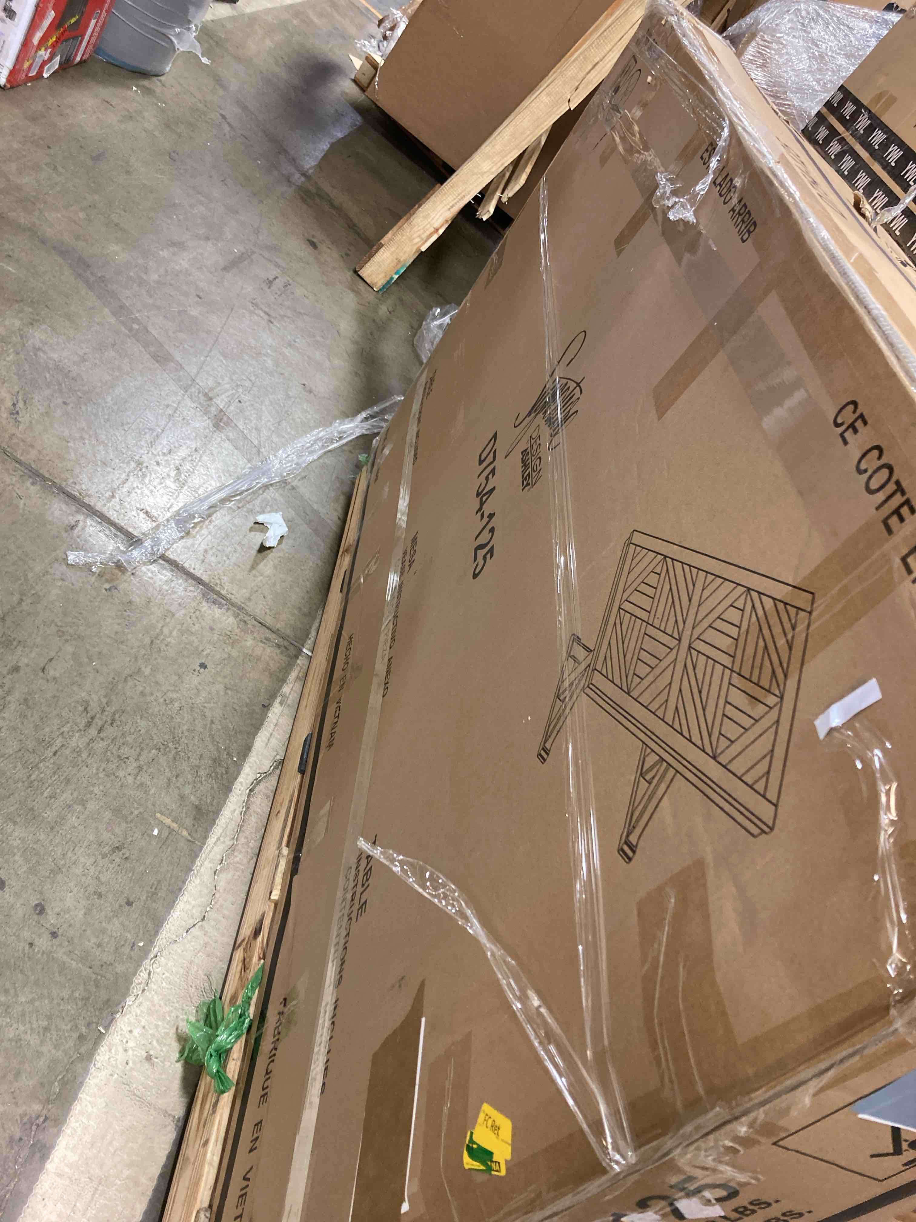 https://s3.amazonaws.com/lotting-images-prod/phillipi/RED5109979_1706027048493.jpeg